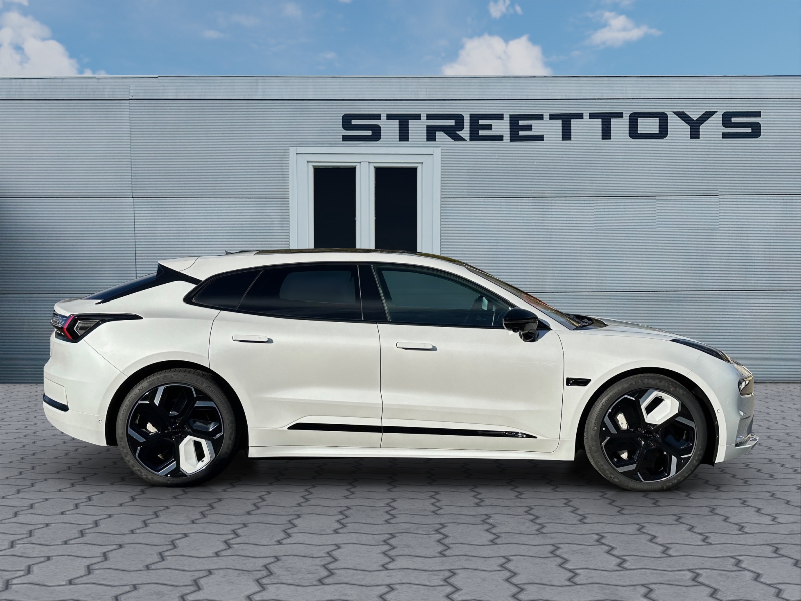 ZEEKR 001 96kWh Performace AWD-image-1