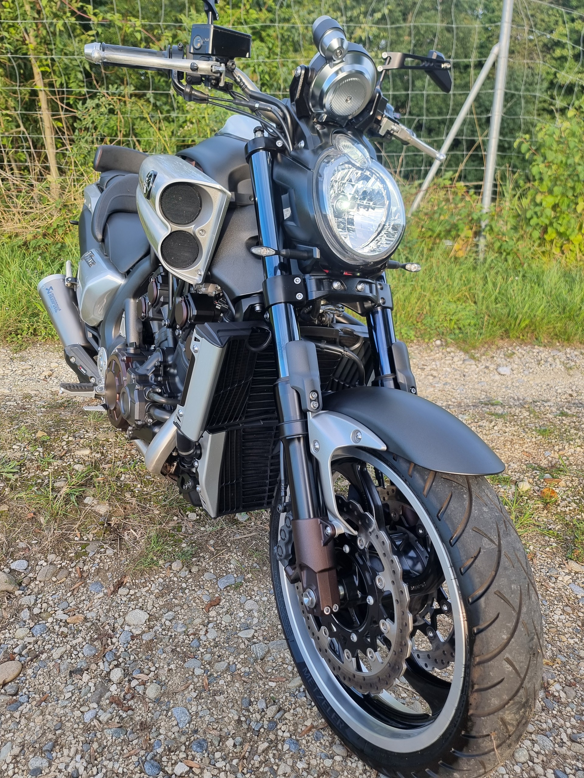 YAMAHA V-MAX-image-5