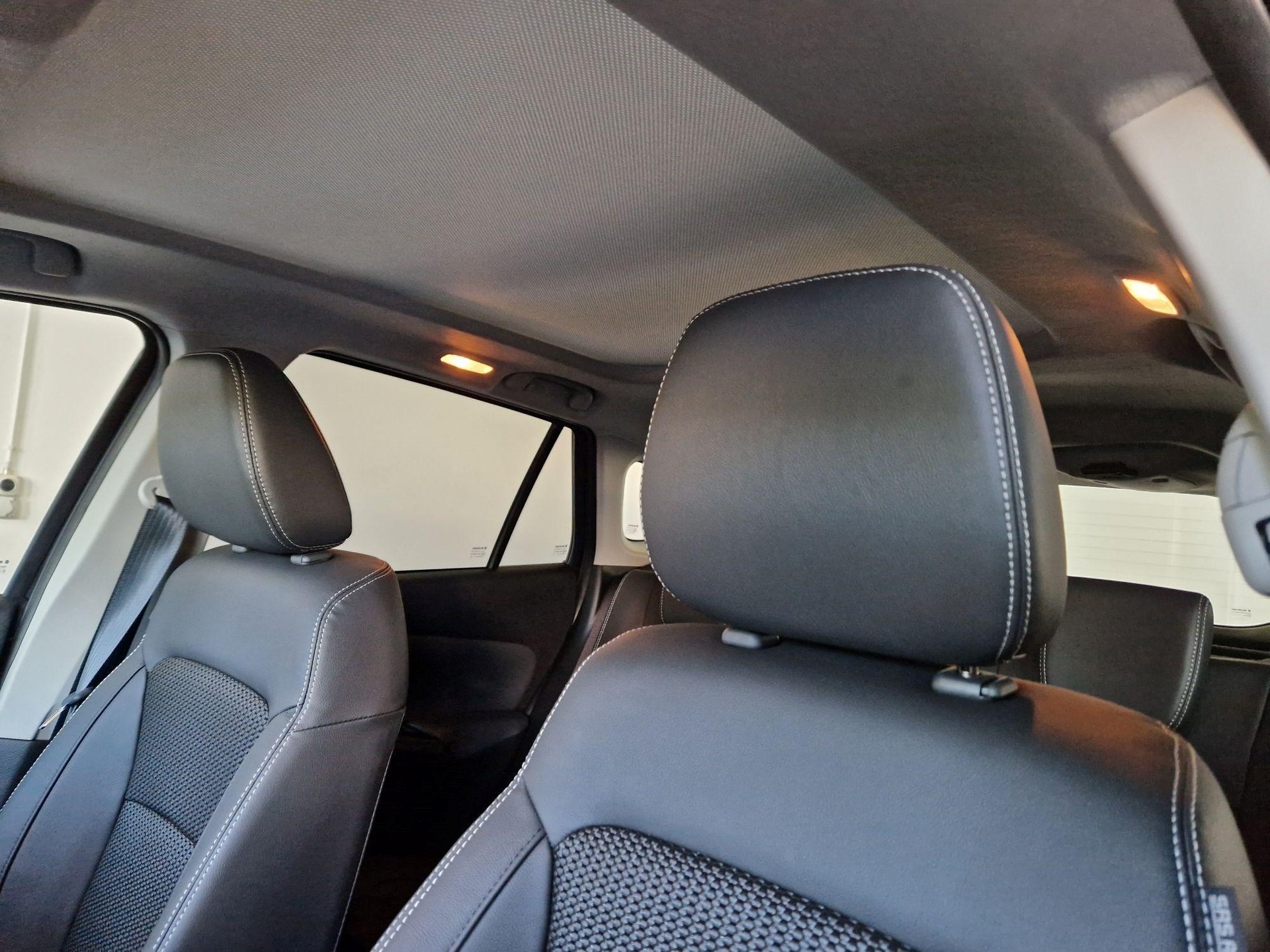 SUZUKI S-Cross 1.5 Compact Top Hybrid 4x4-image-26