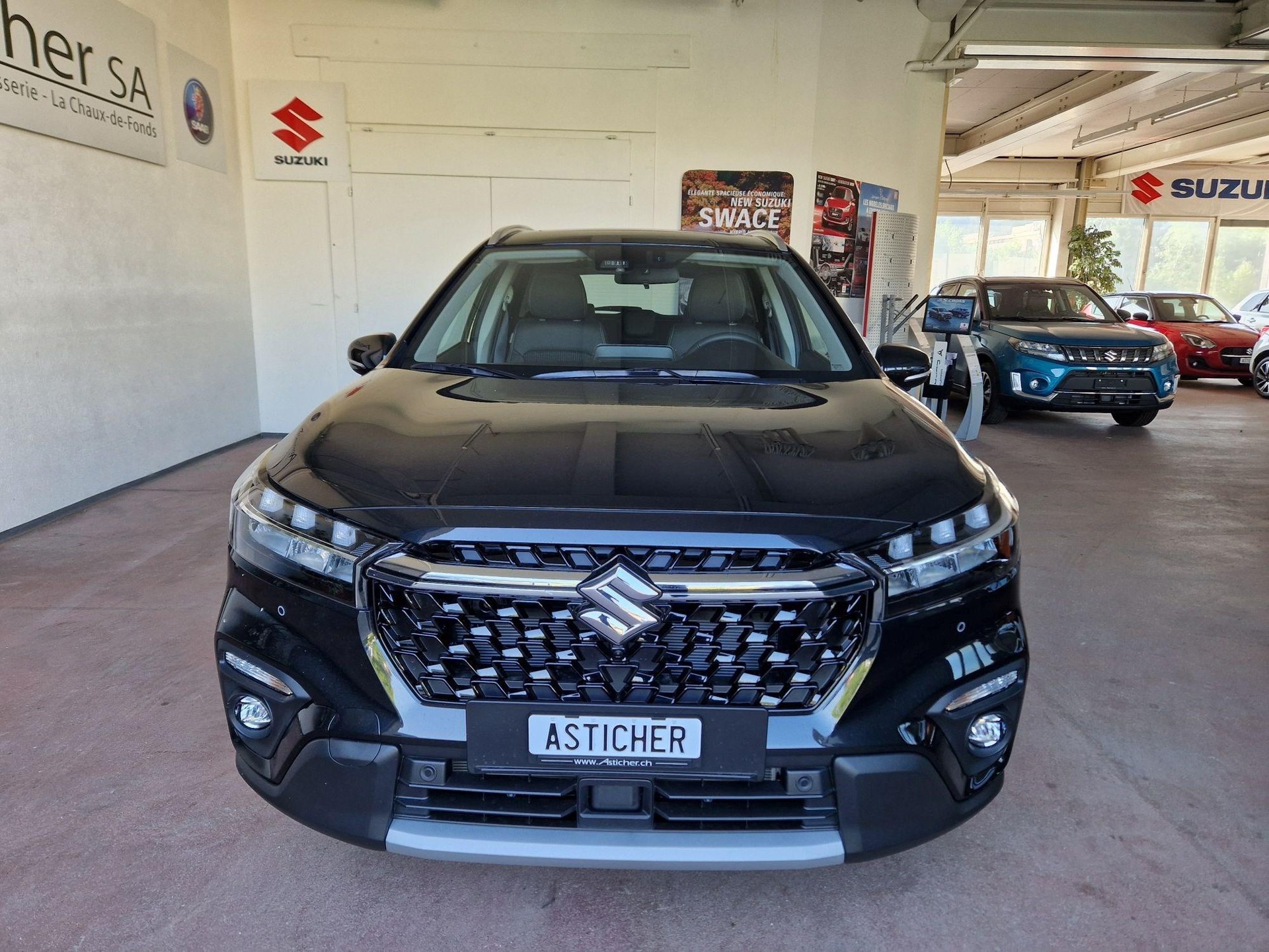 SUZUKI S-Cross 1.5 Compact Top Hybrid 4x4-image-16