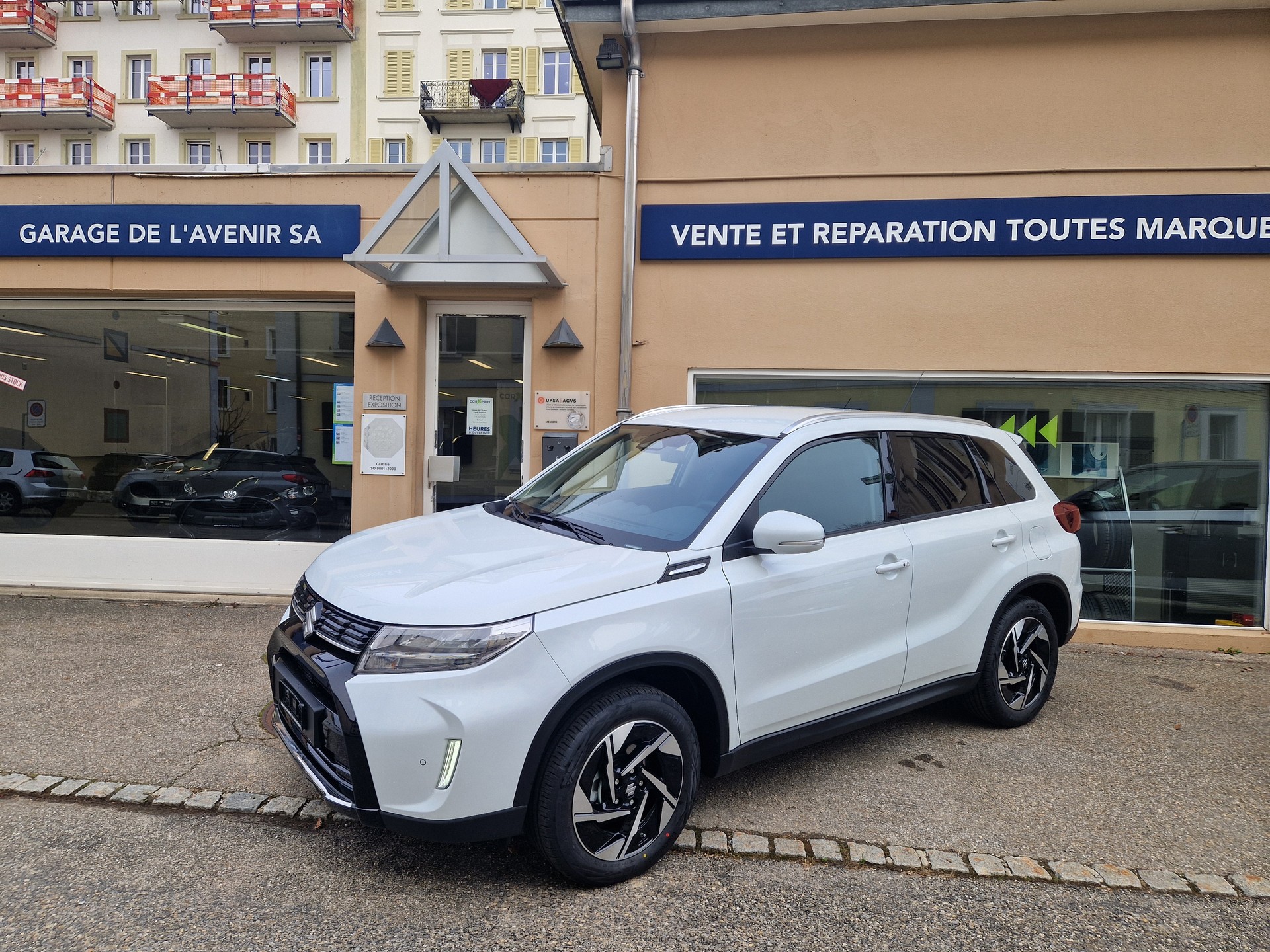 SUZUKI Vitara 1.4 Boosterjet Compact Top 4x4 Hybrid Automatic