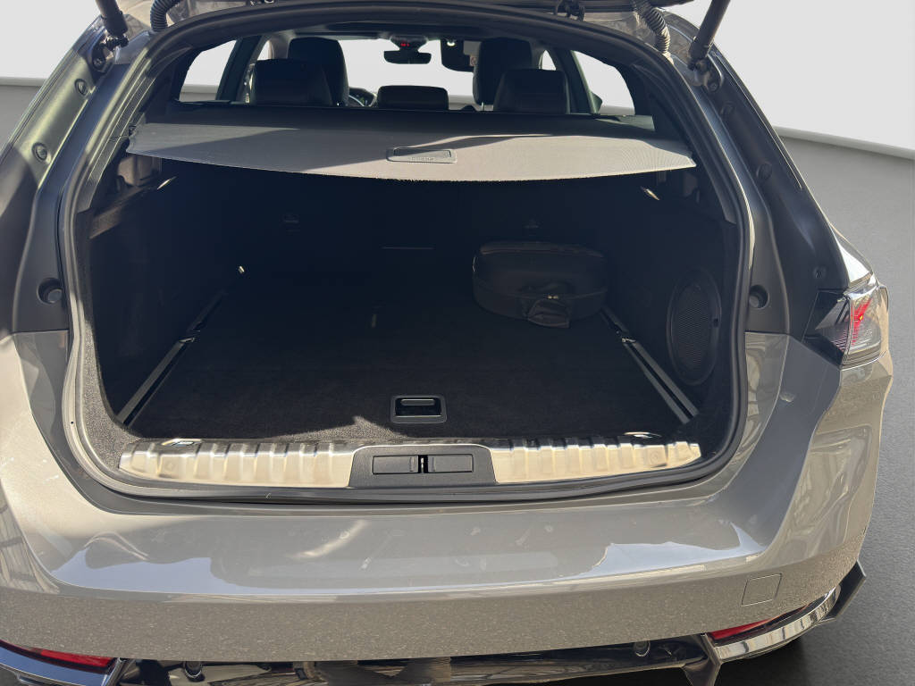 PEUGEOT 508 SW 1.6 Plug-in Hybrid4 PSE-image-12