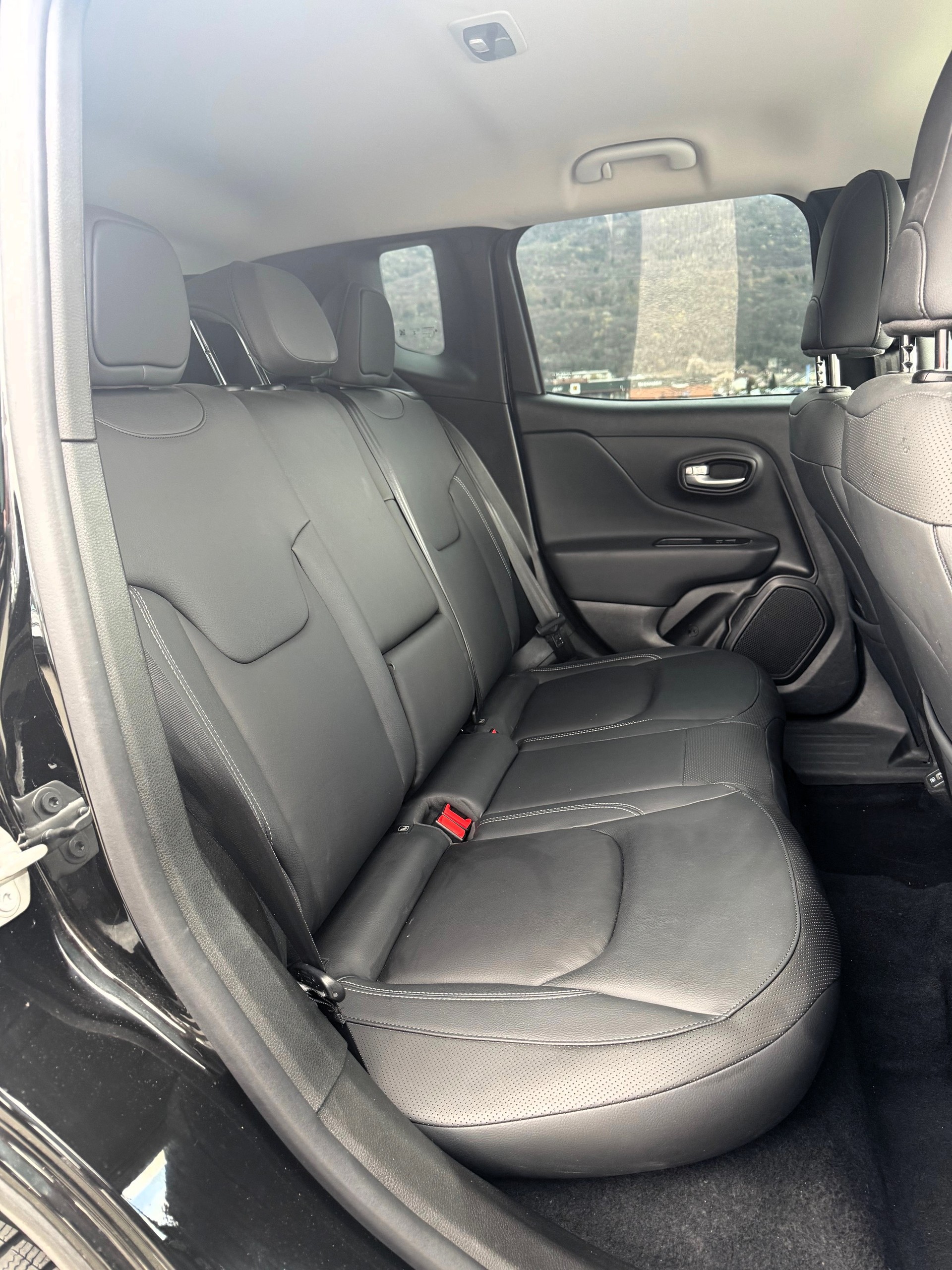JEEP Renegade 1.5 MHEV Summit-image-17