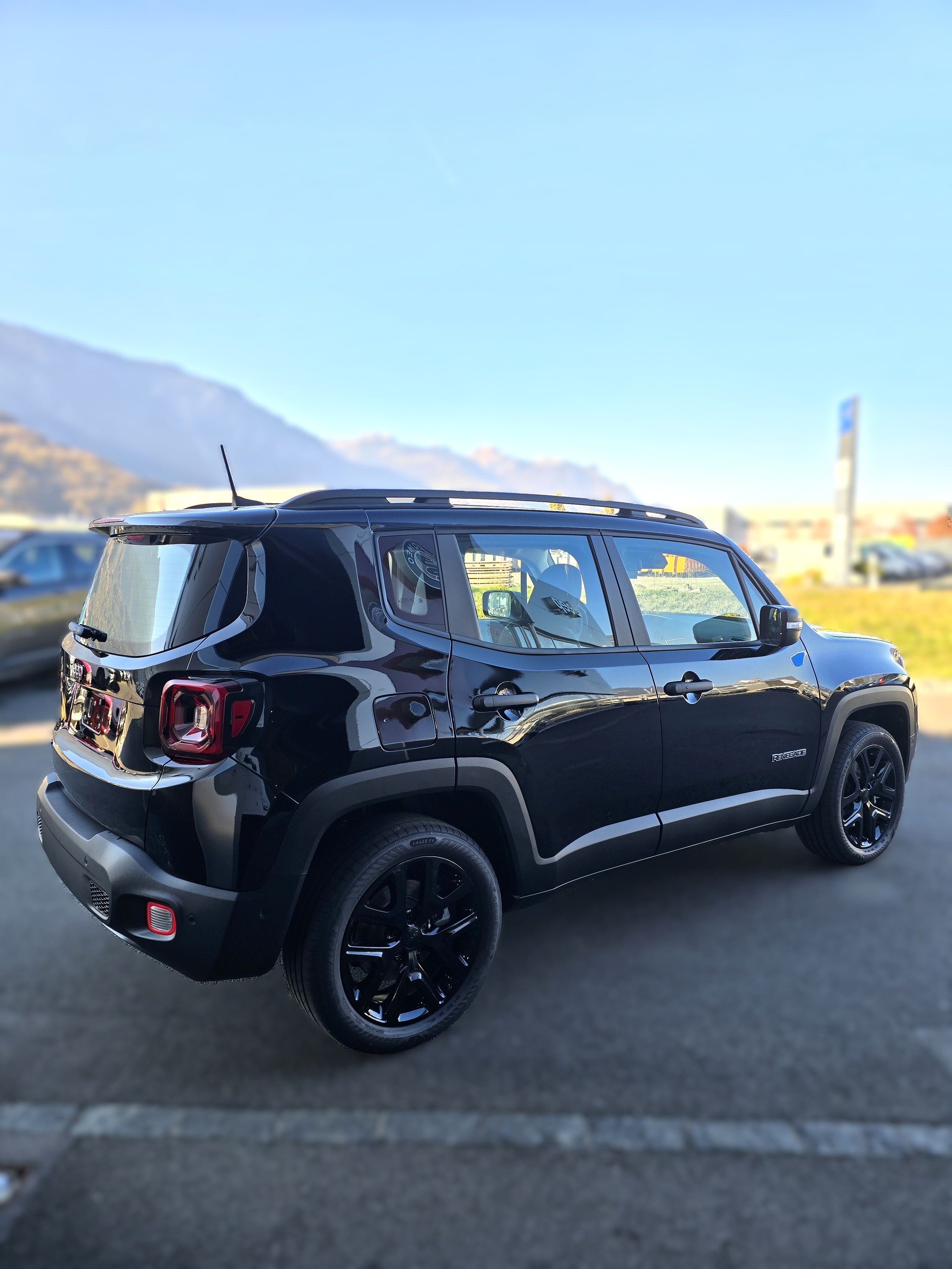 JEEP Renegade 1.5 MHEV Summit-image-5
