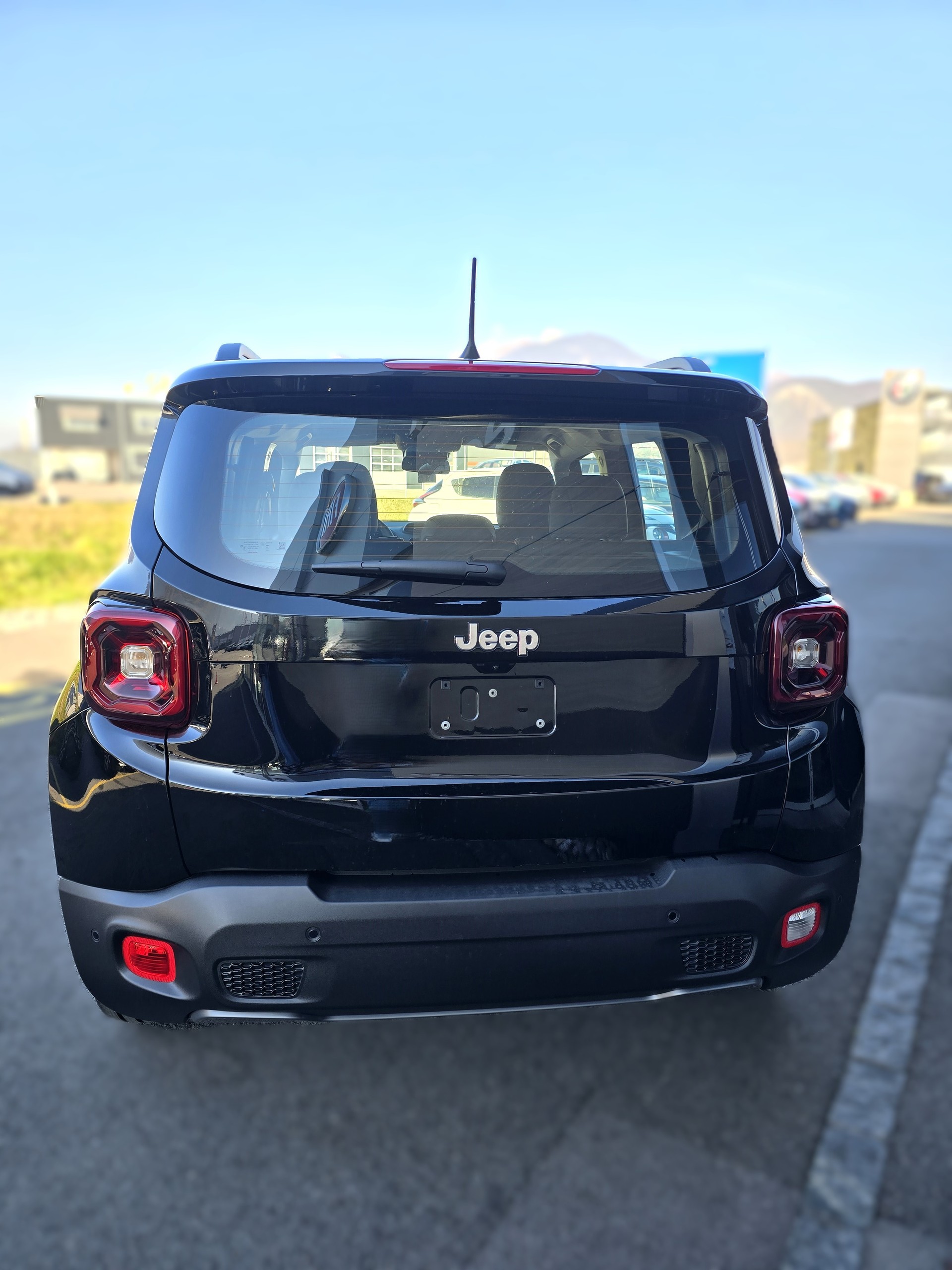 JEEP Renegade 1.5 MHEV Summit-image-4