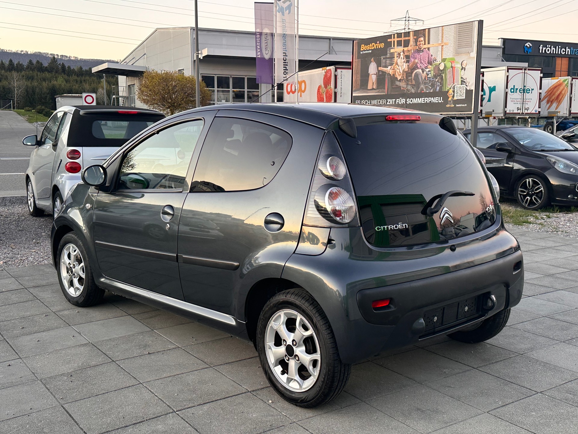CITROEN C1 1.0i Exclusive-image-4