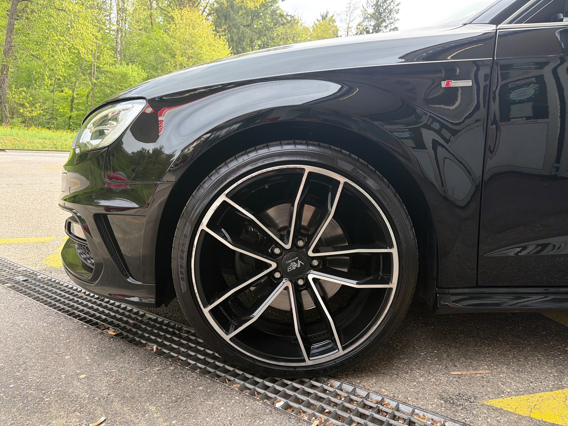 AUDI A3 Sportback 2.0 TDI Ambition quattro S-tronic-showroom-element-2