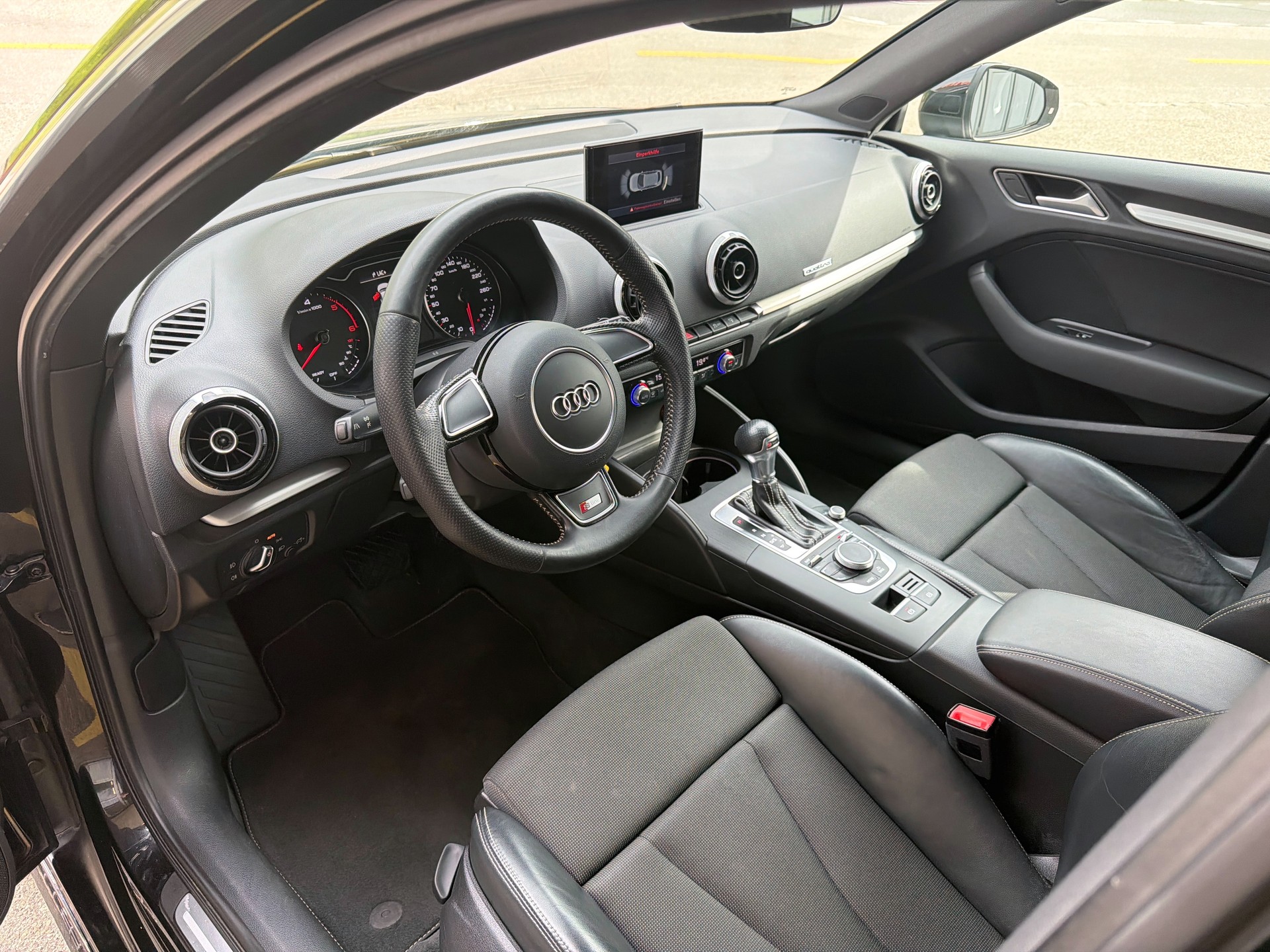 AUDI A3 Sportback 2.0 TDI Ambition quattro S-tronic-image-7