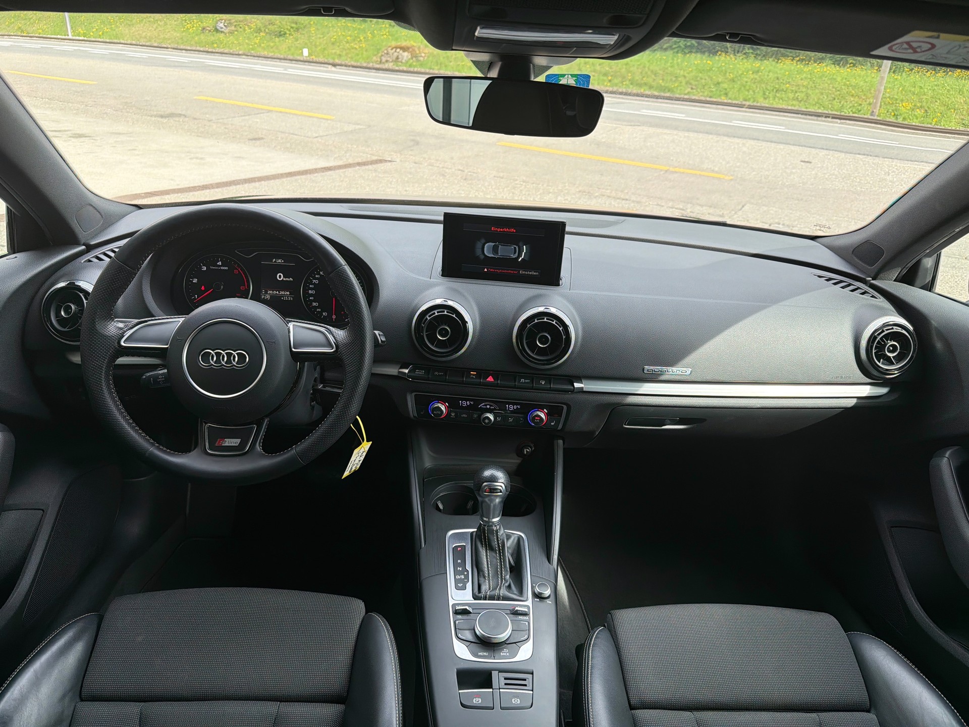 AUDI A3 Sportback 2.0 TDI Ambition quattro S-tronic-image-9