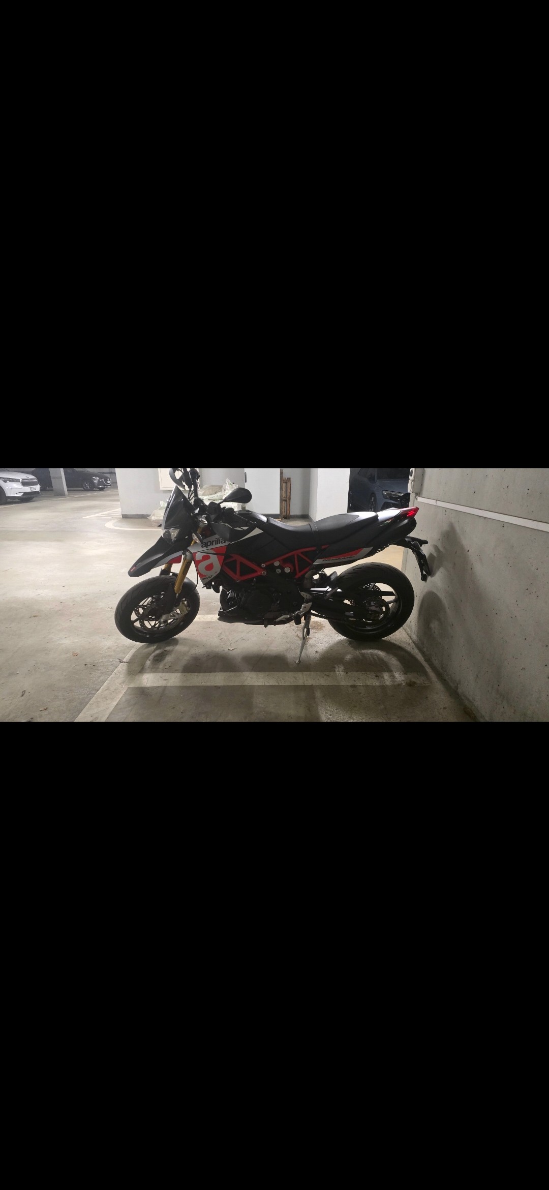 APRILIA Dorsoduro SMV 900-image-10