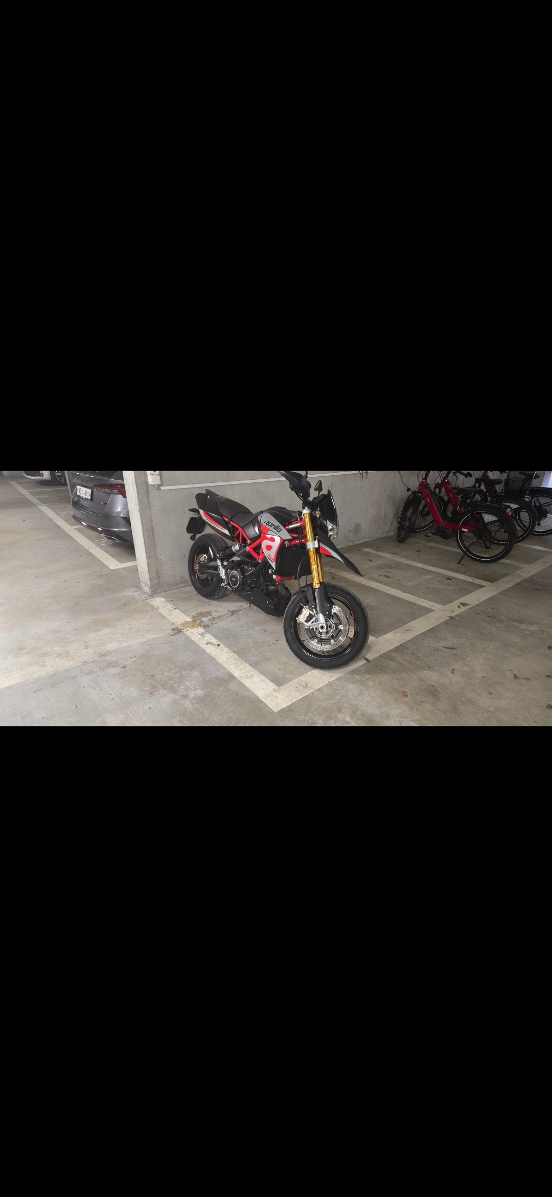 APRILIA Dorsoduro SMV 900-image-8