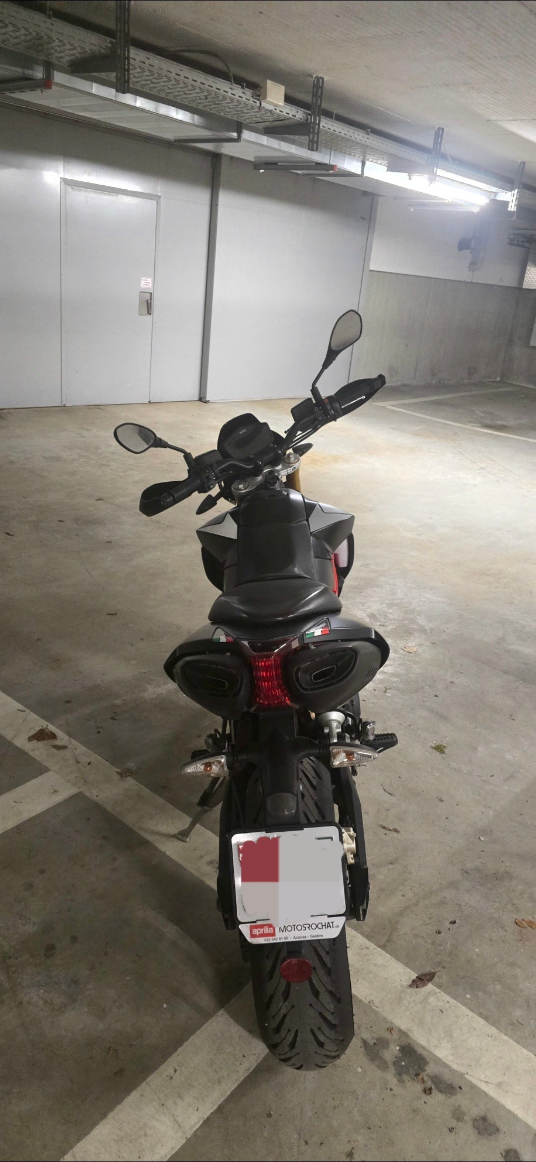APRILIA Dorsoduro SMV 900-image-3