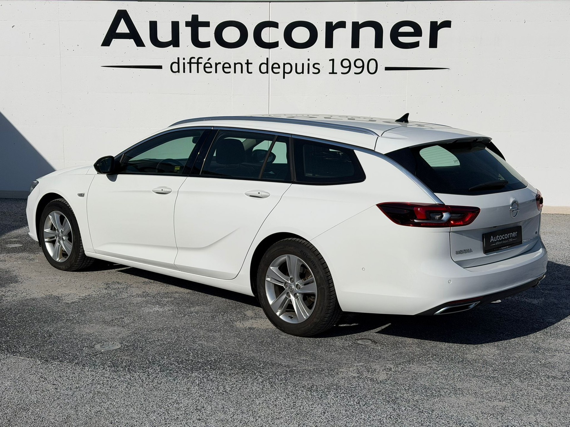 OPEL Insignia 2.0 CDTI Sports Tourer 4WD Ultimate Automatic-showroom-element-3