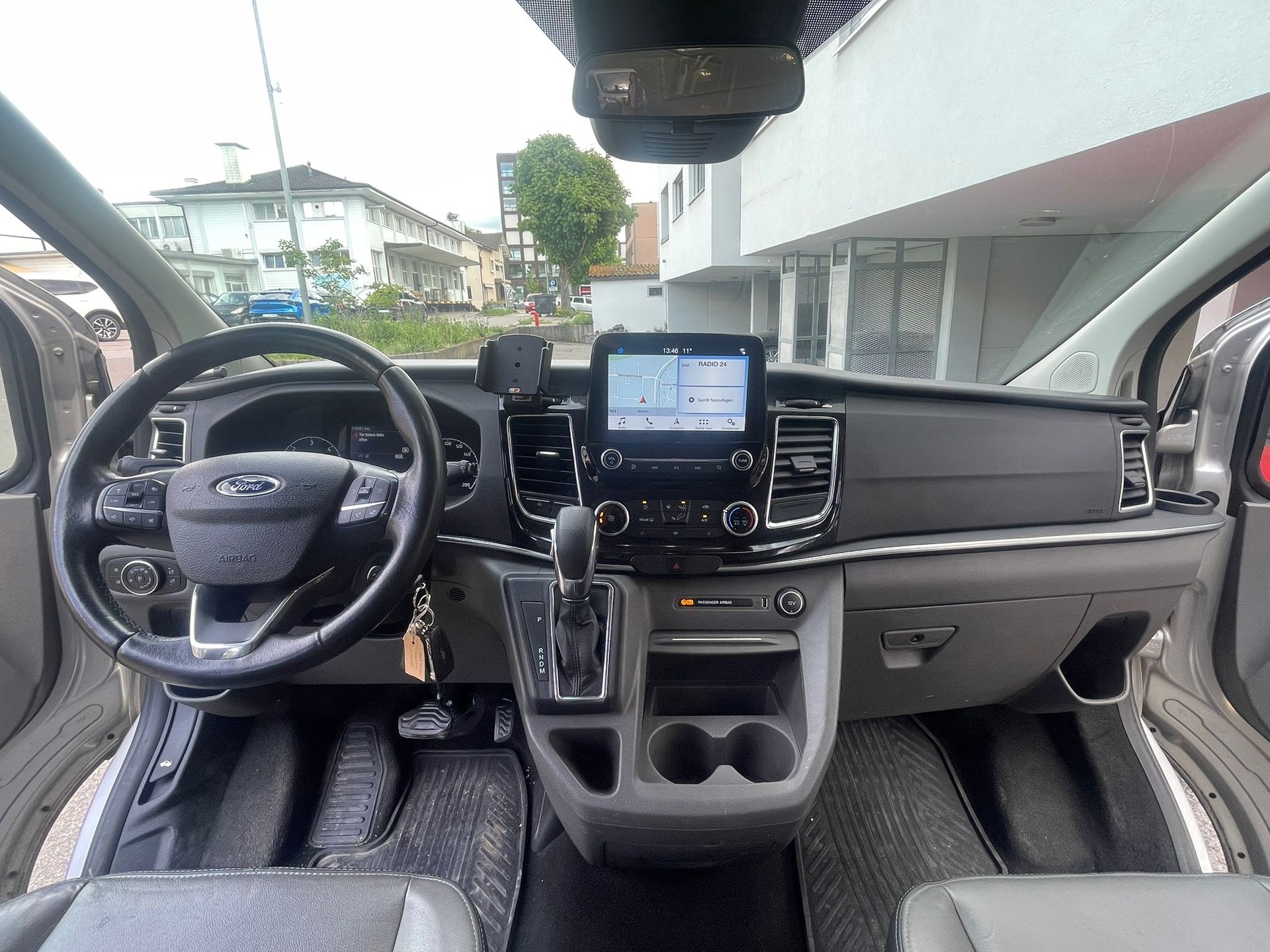 FORD Tourneo Custom 310 L1H1 Titanium SelectShift Automat 8-Sitzer-image-8