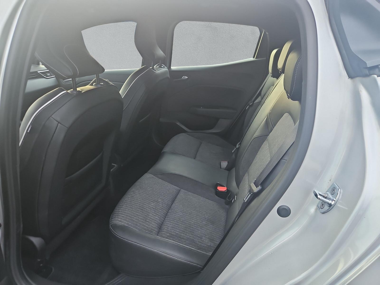 RENAULT Clio 1.6 E-Tech Intens (CH)-image-11