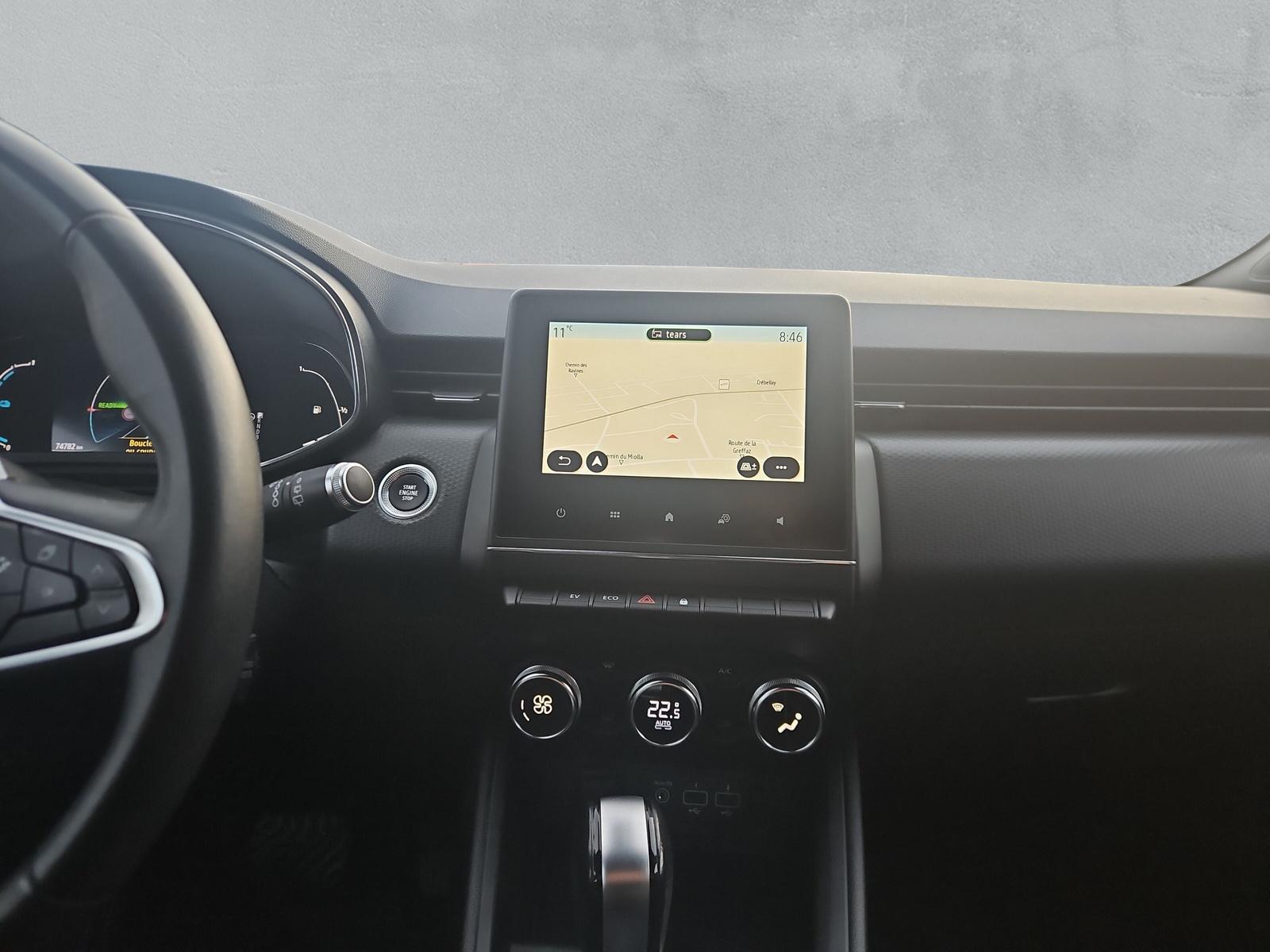 RENAULT Clio 1.6 E-Tech Intens (CH)-image-13