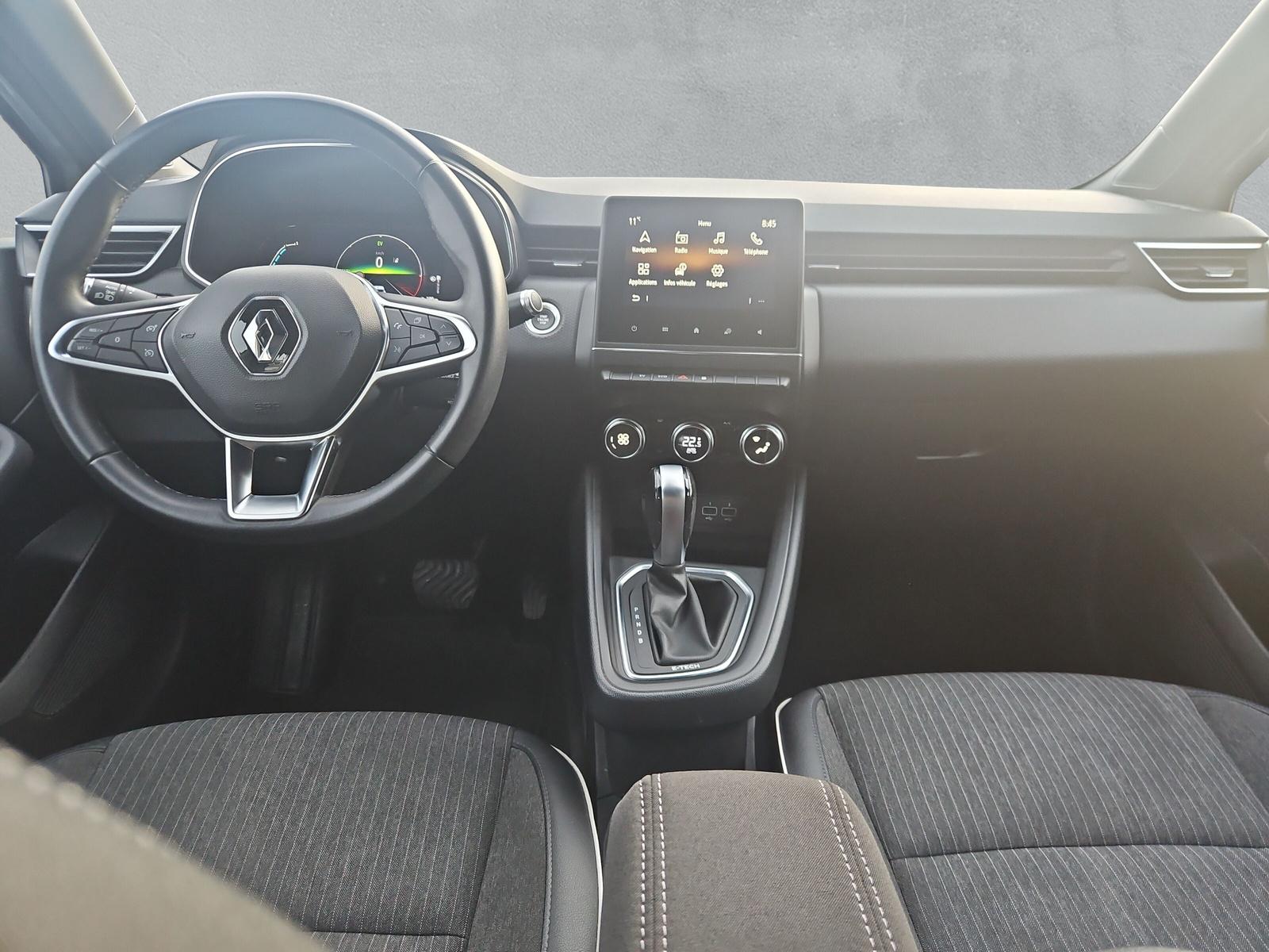 RENAULT Clio 1.6 E-Tech Intens (CH)-image-12