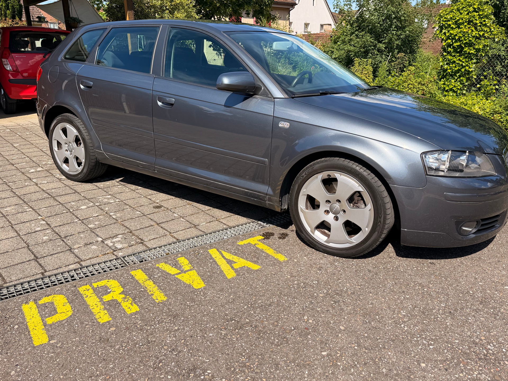 AUDI A3 Sportback 2.0 TDI Attraction quattro-image-4