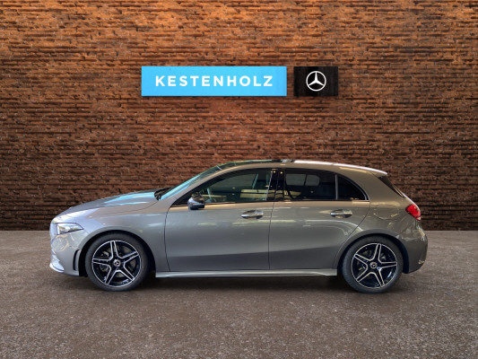 MERCEDES-BENZ A 250 AMG Line 4Matic-showroom-element-3