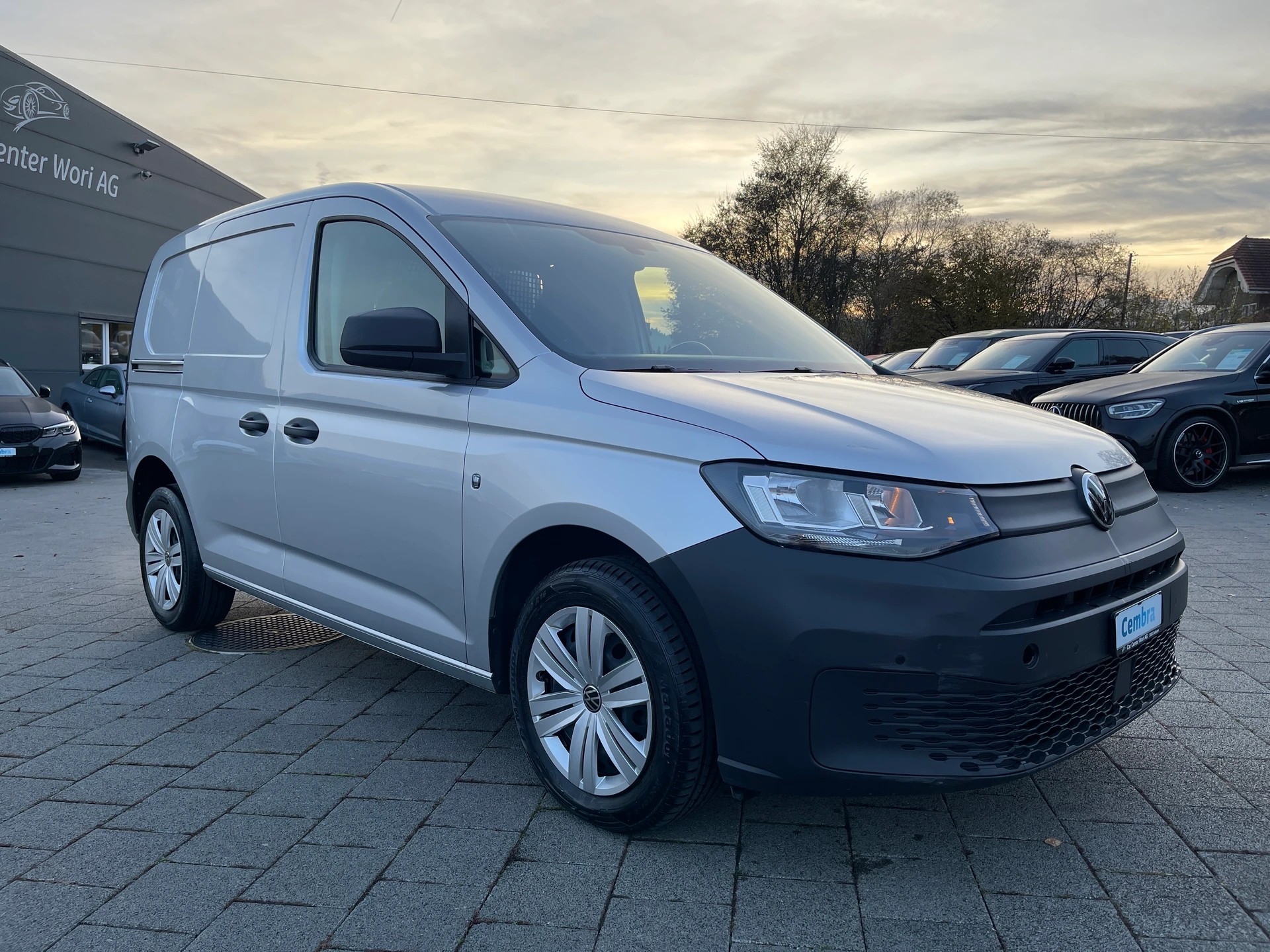 VW Caddy Cargo 2.0TDI DSG-image-5