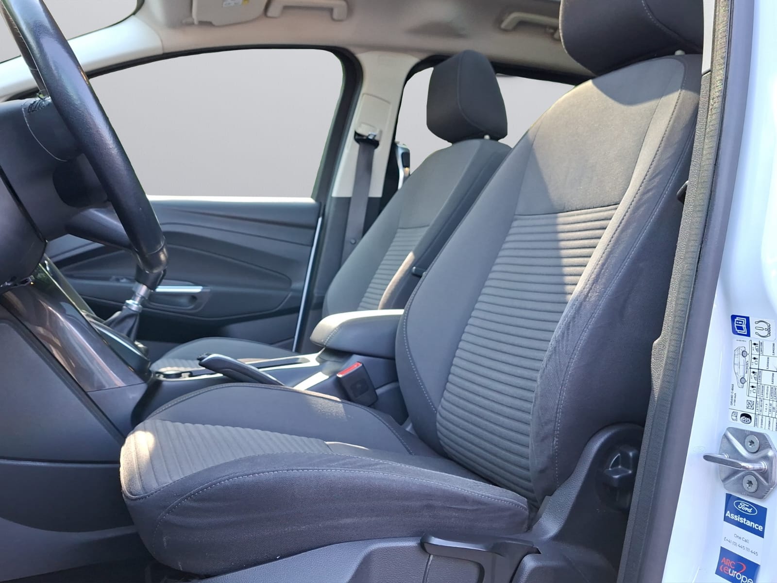 FORD GrC-Max 1.5 SCTi Titanium-image-11