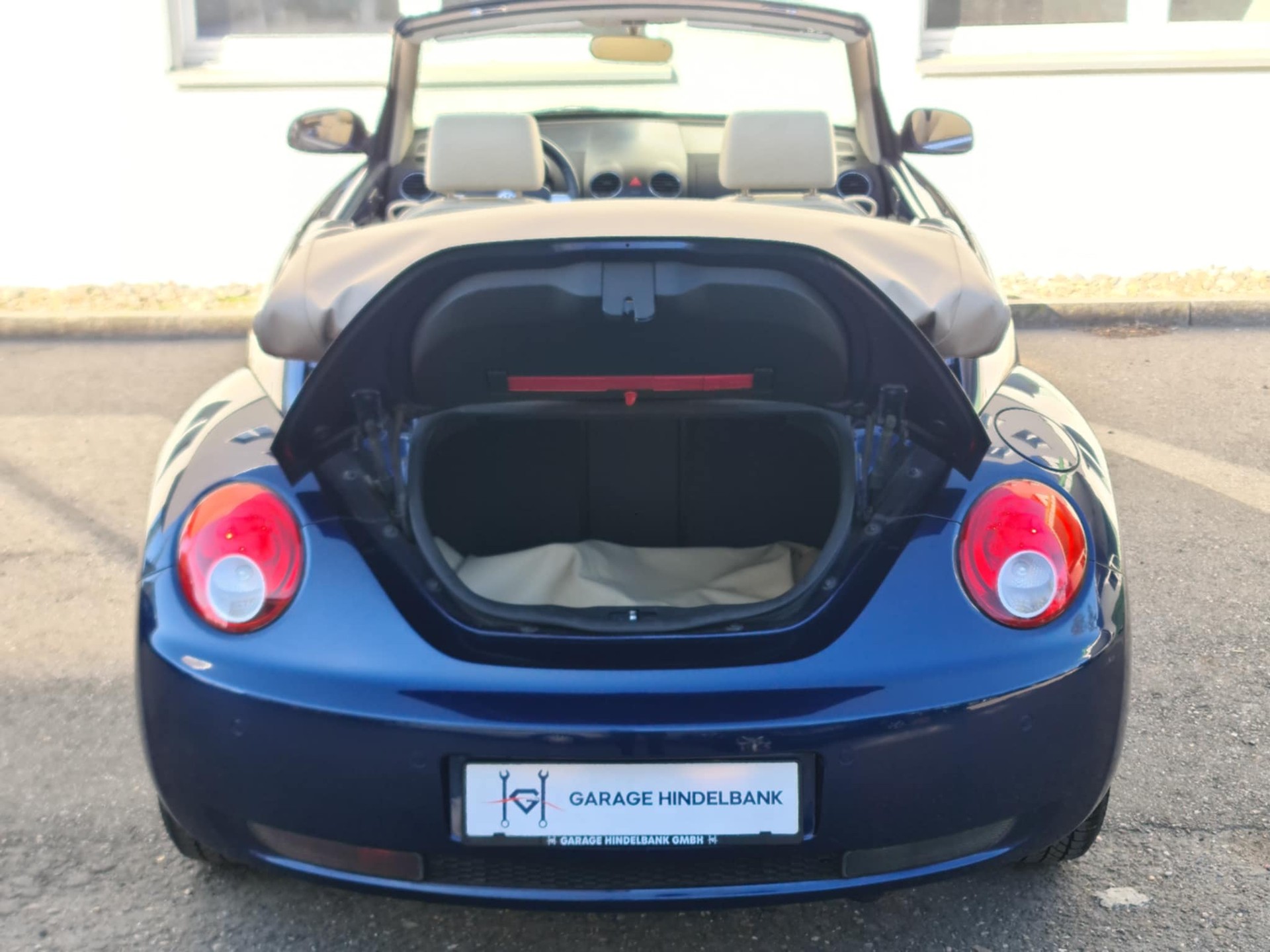 VW Beetle Cabrio 1.8 T-image-8