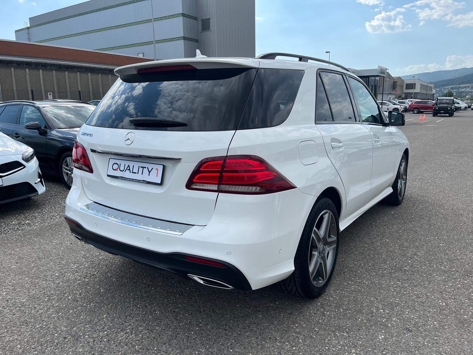 MERCEDES-BENZ GLE 350 d-showroom-element-3