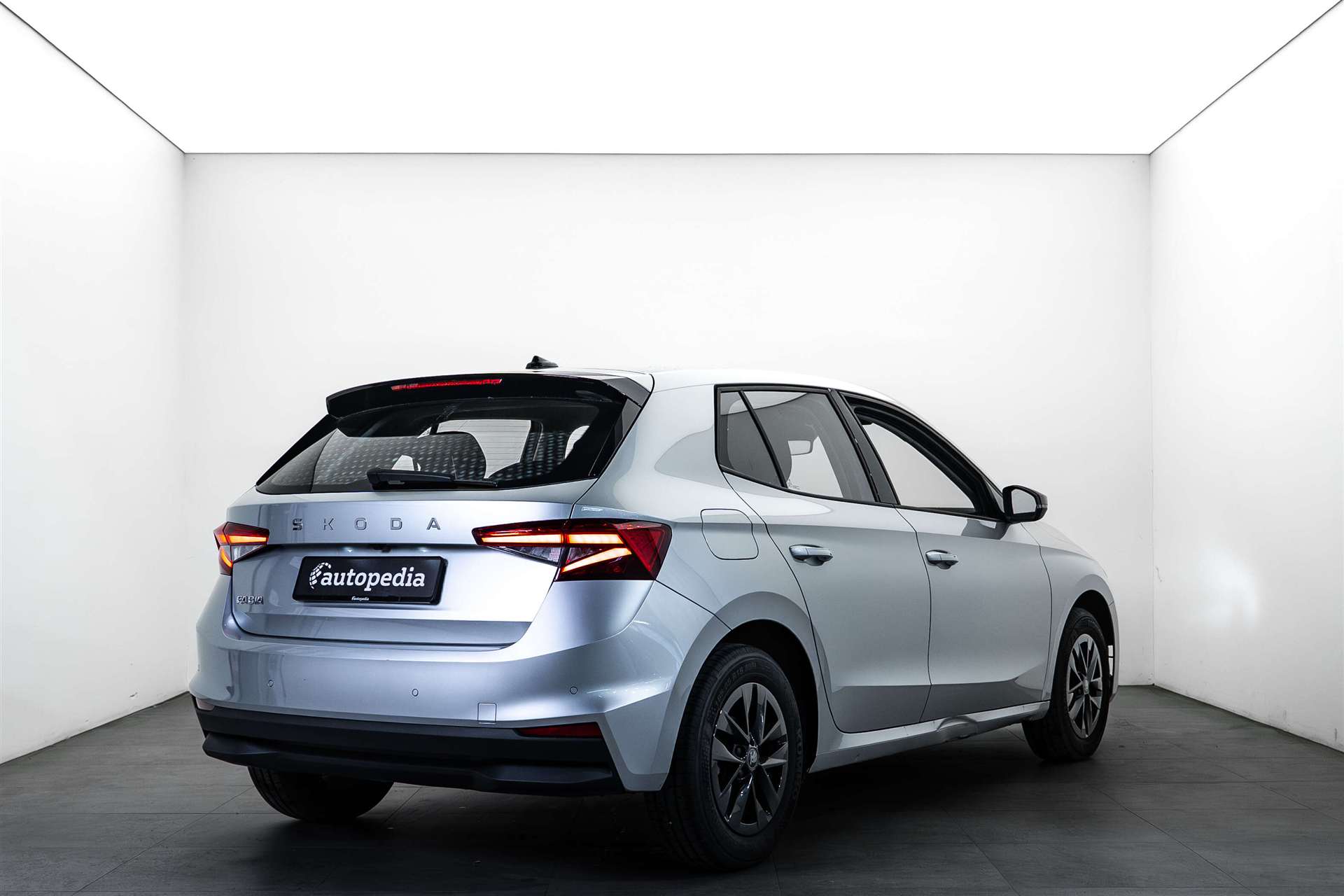 SKODA Fabia 1.0 TSi Young Edition HIT-Preis-showroom-element-2
