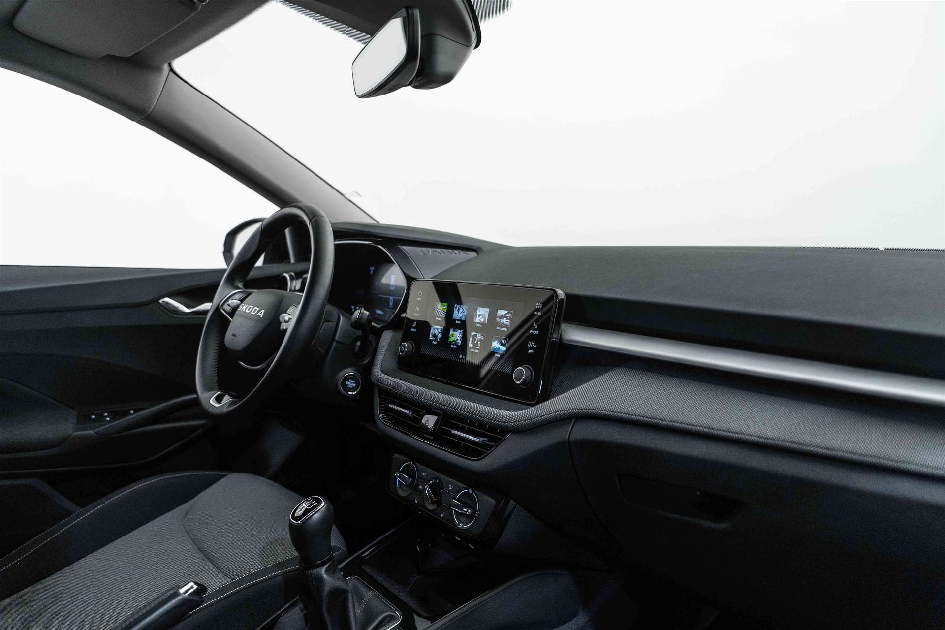 SKODA Fabia 1.0 TSi Young Edition HIT-Preis-image-10