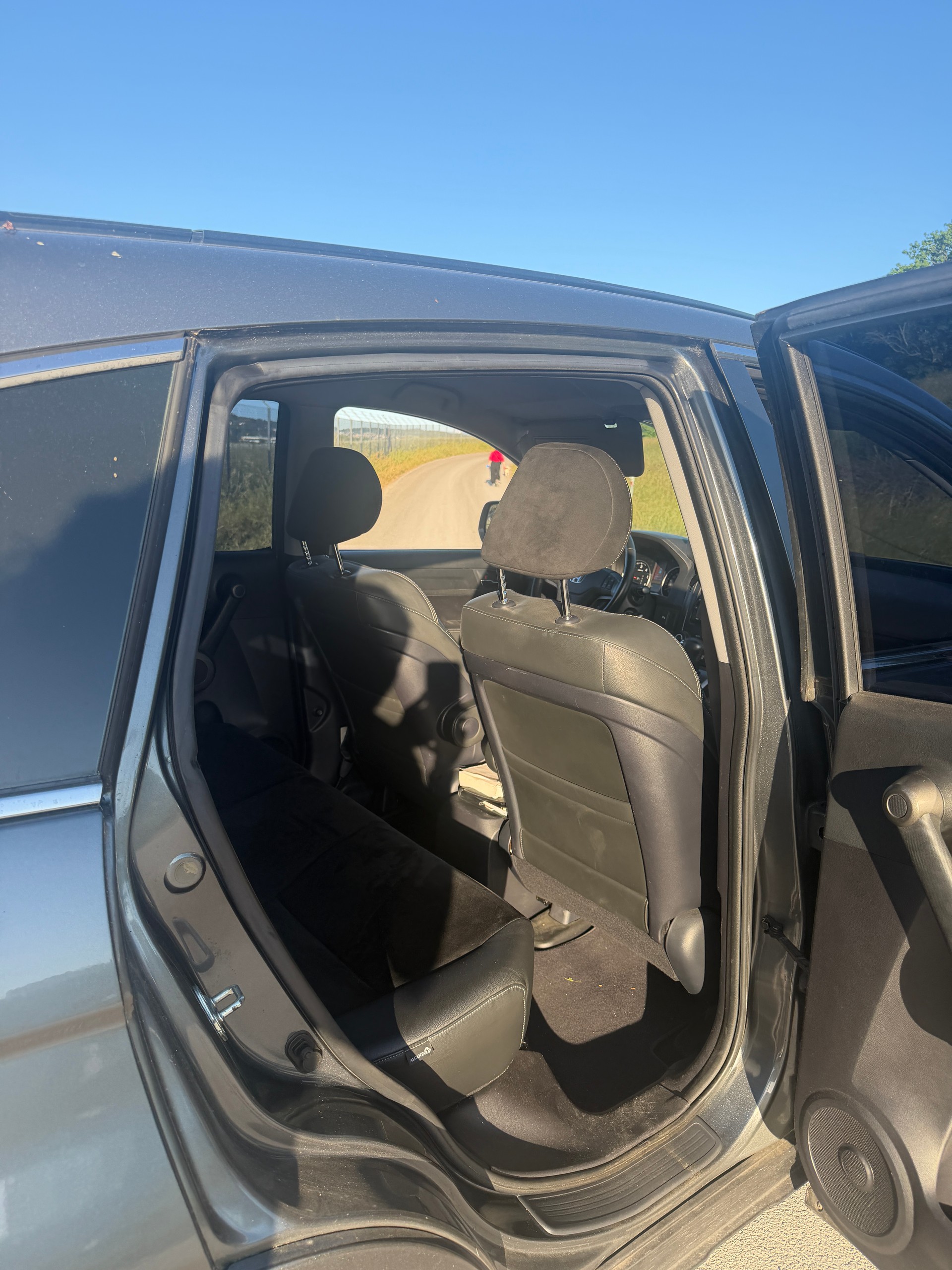 HONDA CR-V 2.2 i-DTEC 4WD Comfort Automatic-image-15