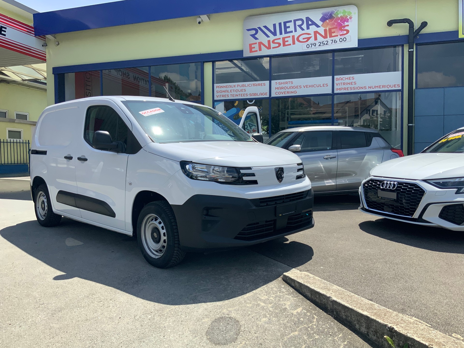 PEUGEOT Partner 1.2 Pure Tech 110 Standard 650kg-image-12