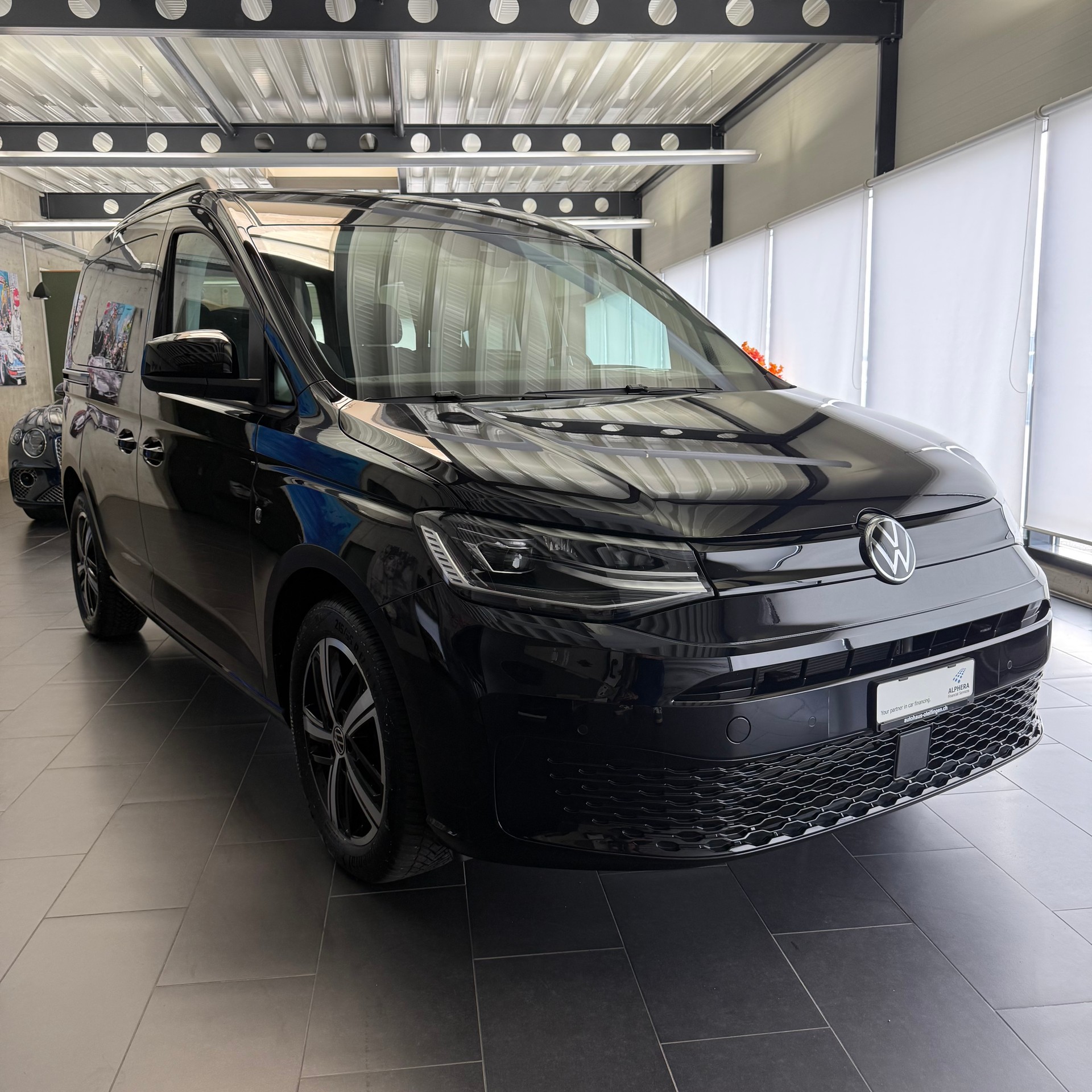 VW Caddy 1.5 TSI Liberty-showroom-element-2