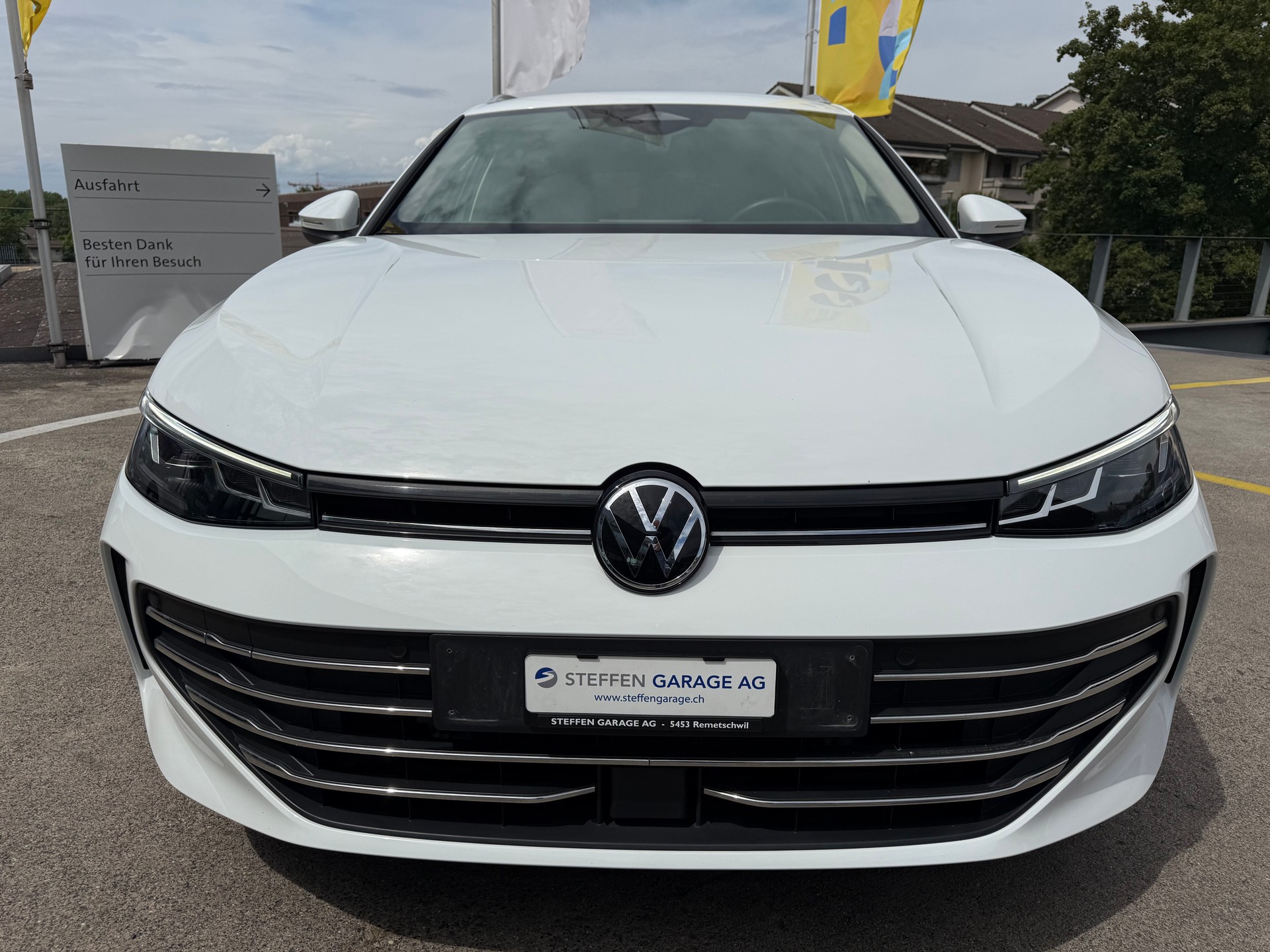 VW Passat Variant 2.0 TDI evo Business 4 Motion DSG-showroom-element-1