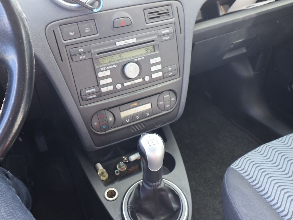 FORD Fusion 1.6 16V Plus-image-4