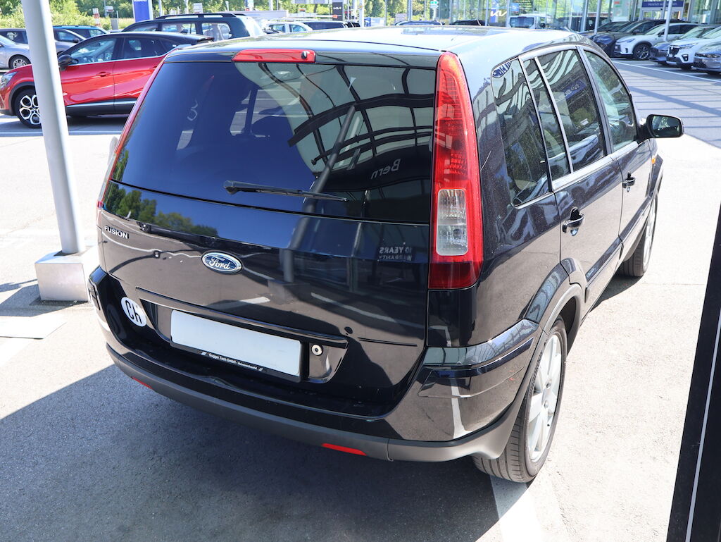 FORD Fusion 1.6 16V Plus-image-2