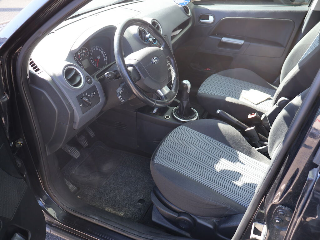 FORD Fusion 1.6 16V Plus-image-5