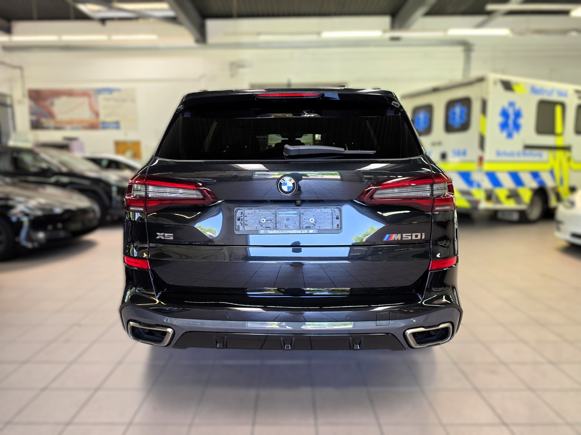 BMW X5 xDrive M50i Steptronic-image-3