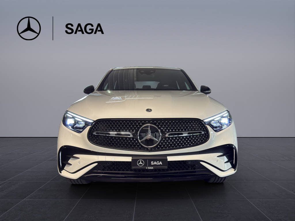 MERCEDES-BENZ GLC 200 AMG Line 4matic Coupé-showroom-element-1