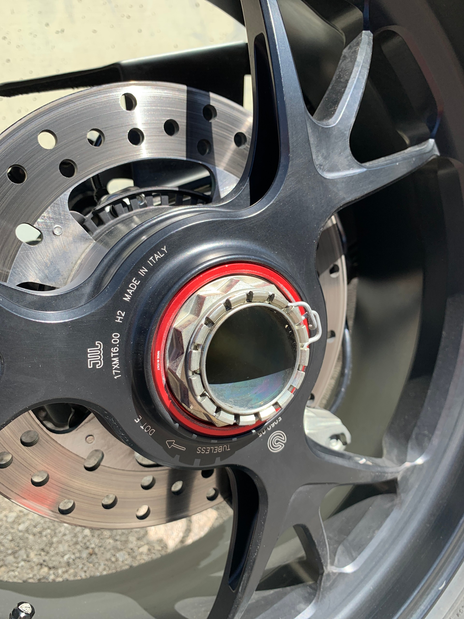DUCATI Streetfighter V4 S-image-7
