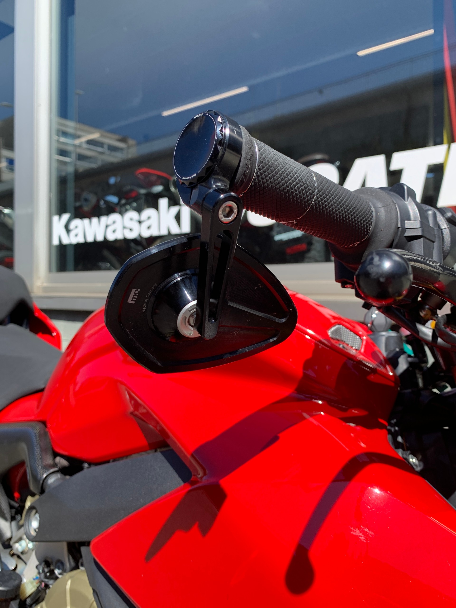DUCATI Streetfighter V4 S-image-8