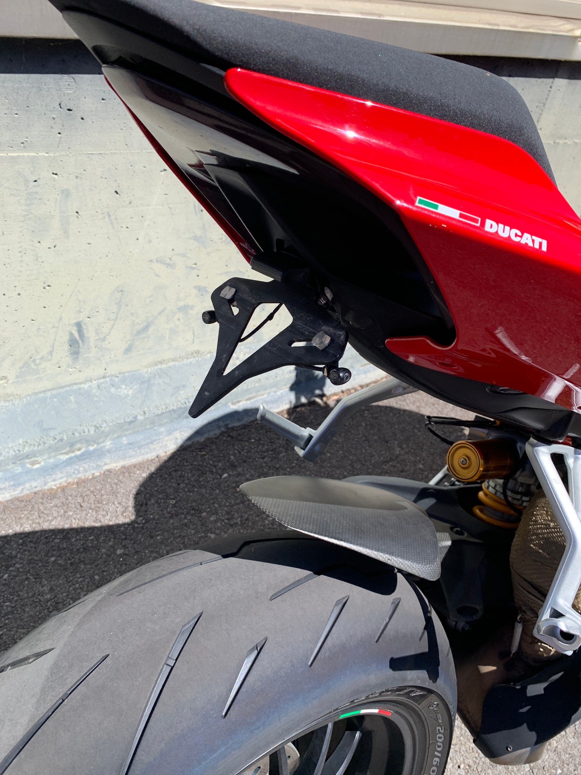 DUCATI Streetfighter V4 S-image-6