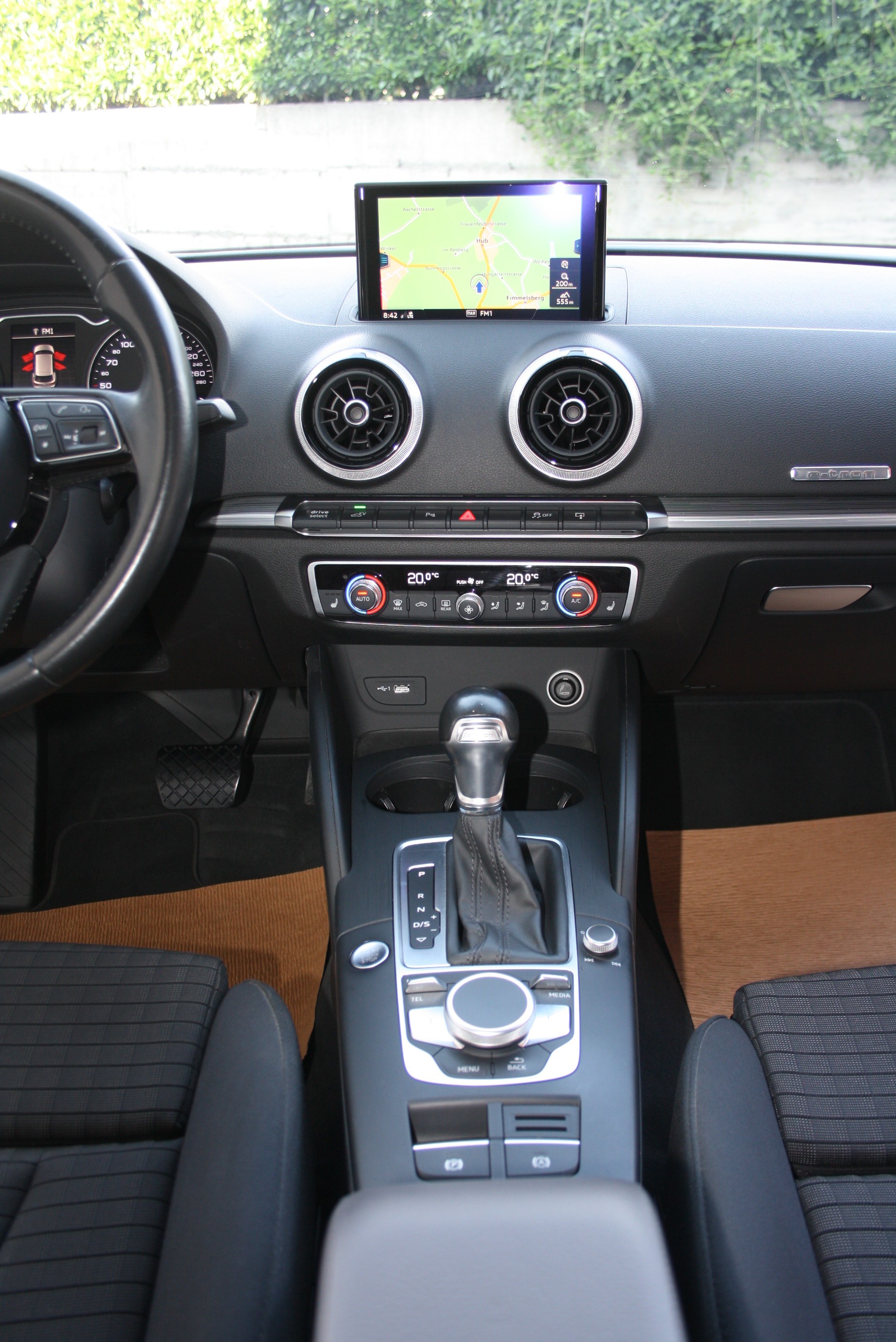 AUDI A3 Sportback 1.4 e-tron Sport S-tronic-image-10