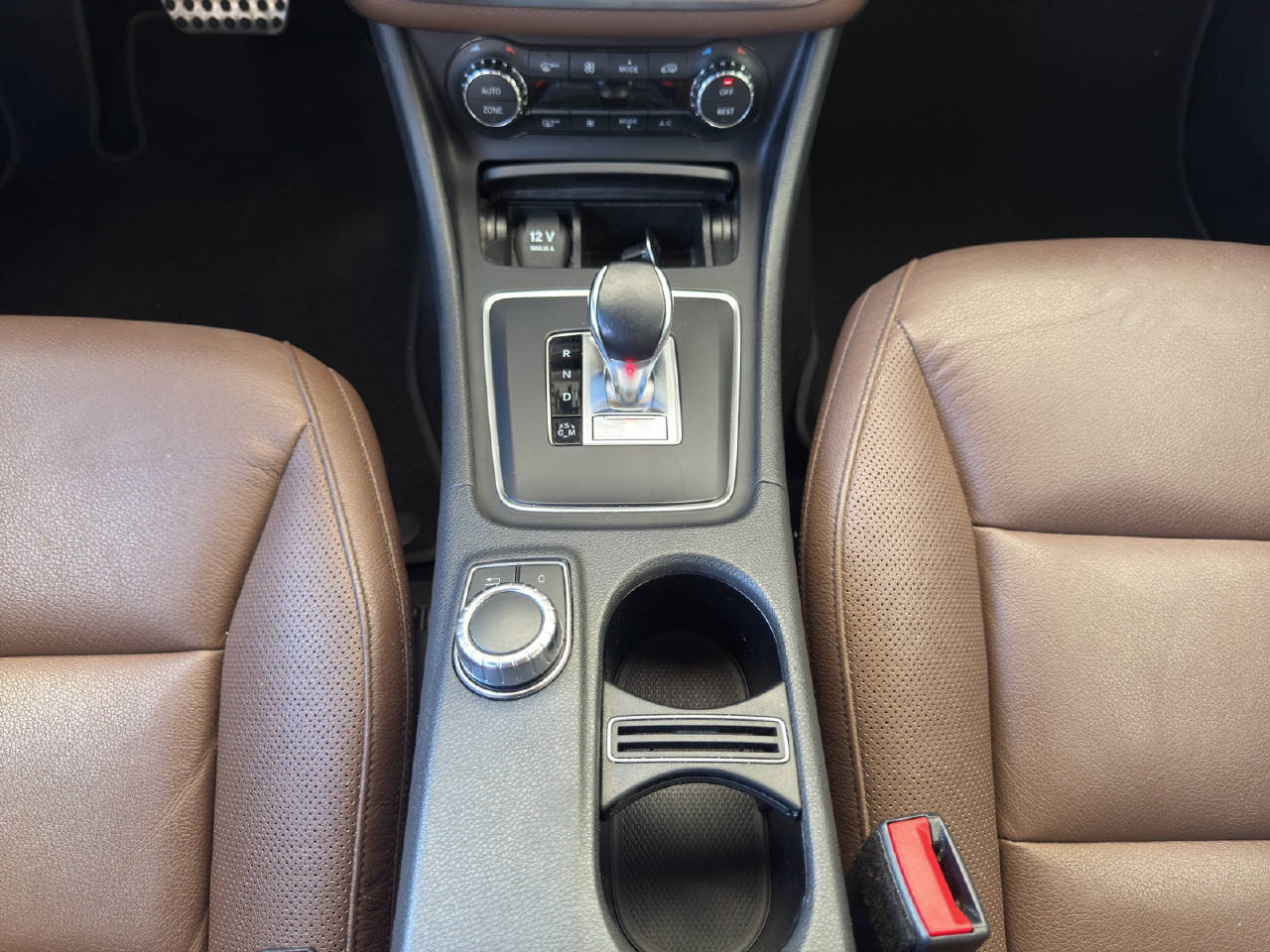MERCEDES-BENZ A 45 AMG 4x4 *weiss MATT* 360PS-image-15