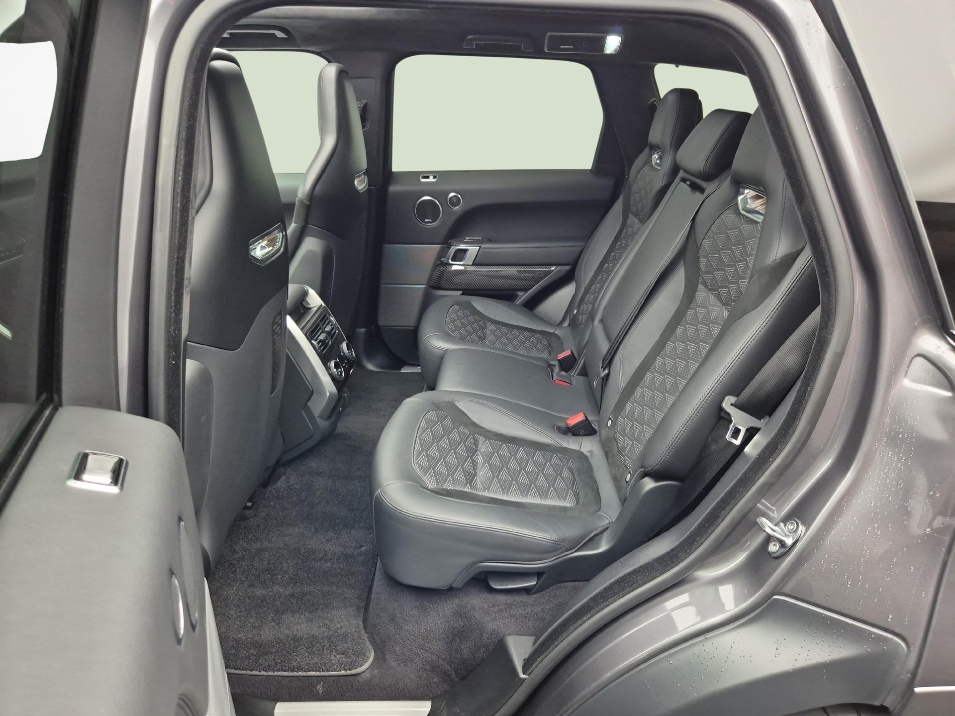 LAND ROVER Range Rover Sport 5.0 V8 SC SVR-showroom-element-3