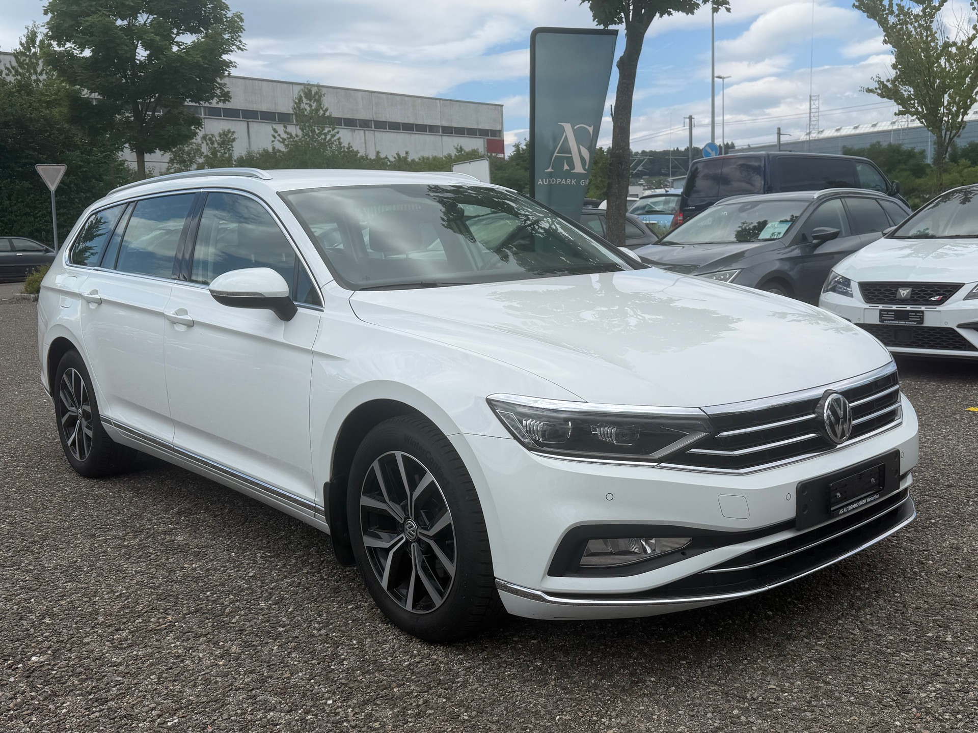 VW Passat 2.0 TDI BMT Elegance 4Motion DSG-showroom-element-2