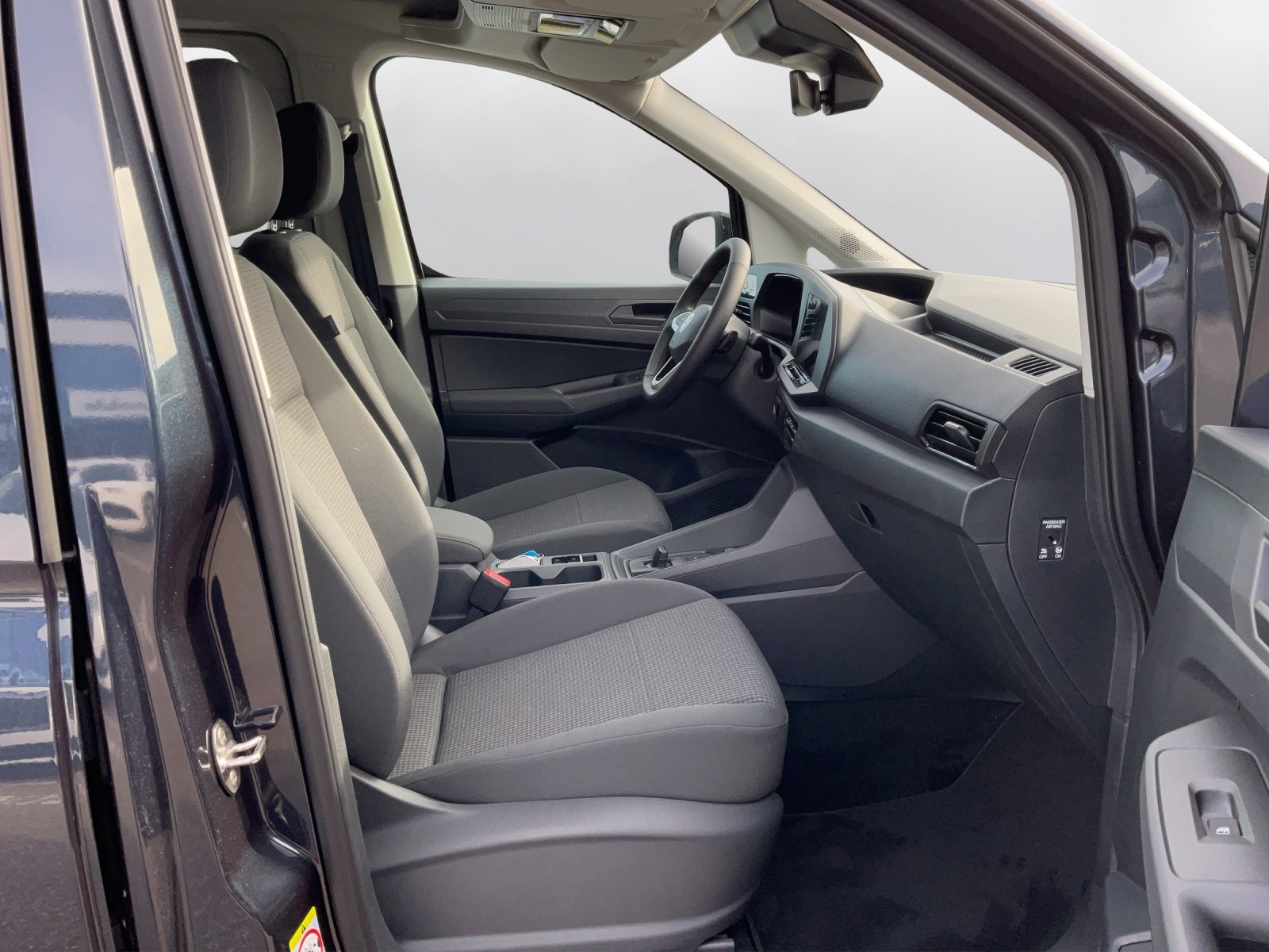 VW Caddy 1.5 TSI Life DSG-image-13