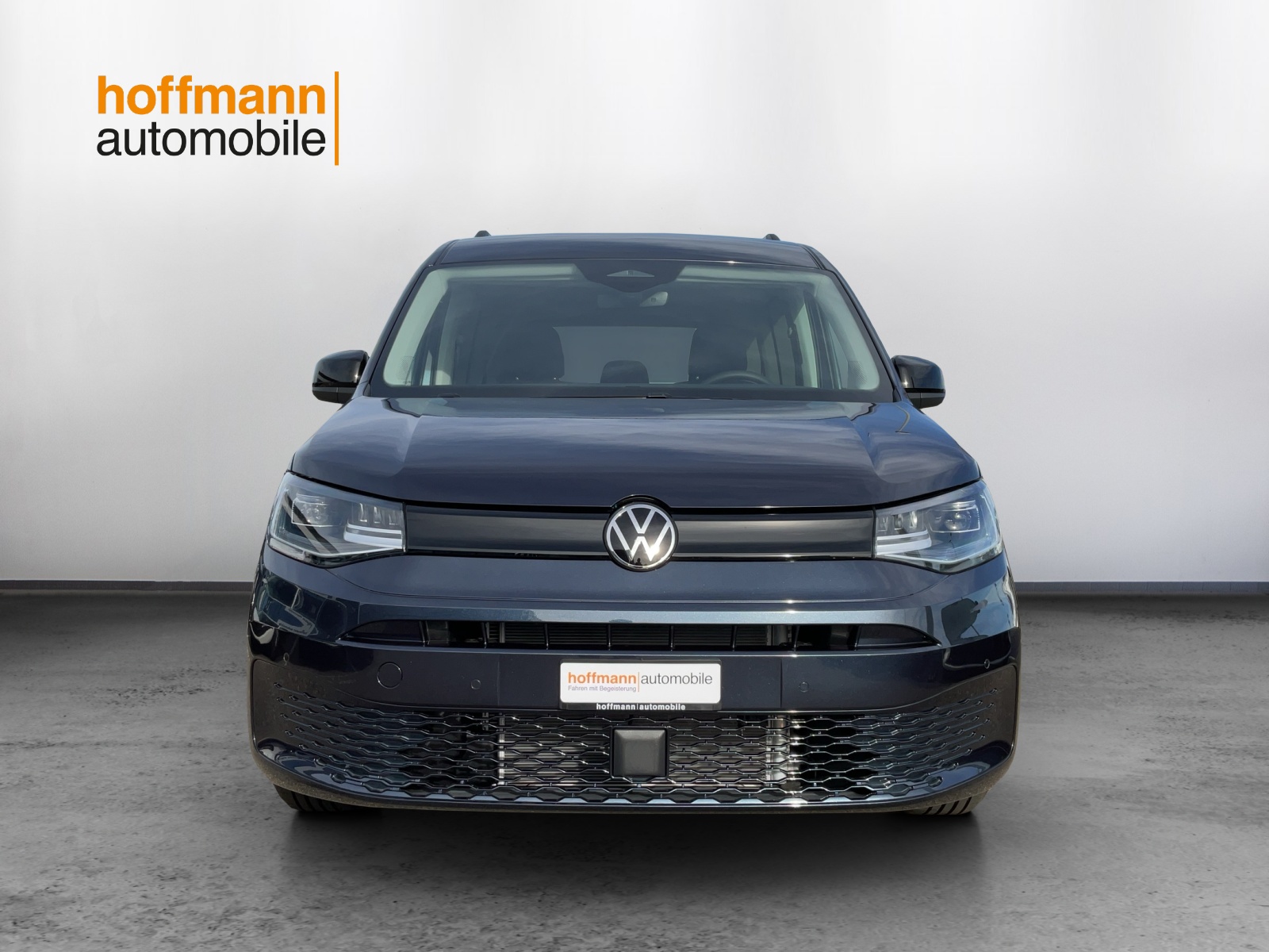 VW Caddy 1.5 TSI Life DSG-showroom-element-1