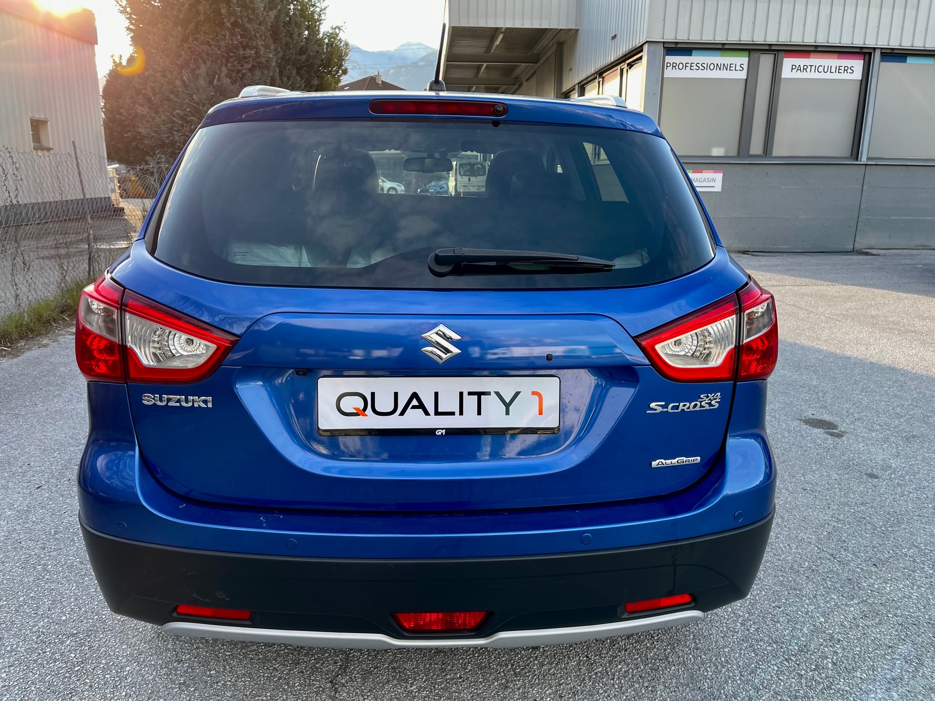 SUZUKI SX4 S-Cross 1.6 TD GL Top 4WD-image-4
