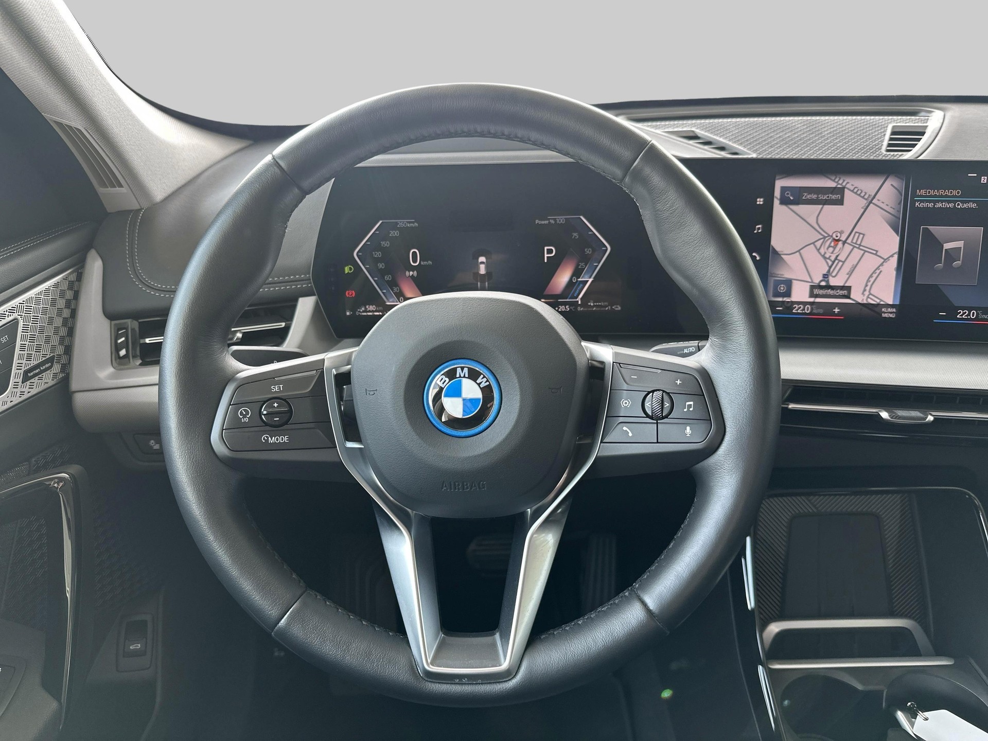 BMW X1 xDrive 30e-image-6