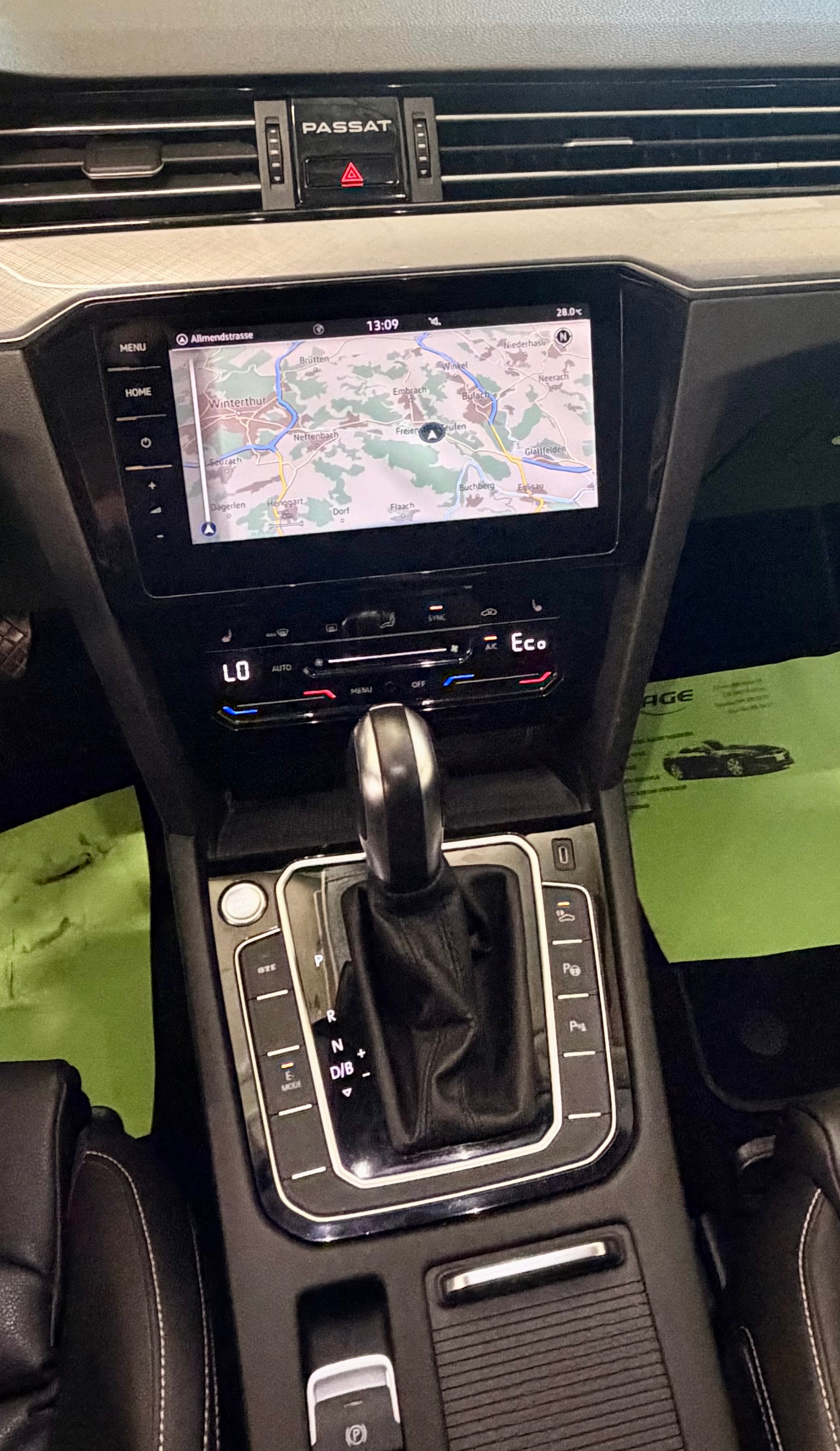 VW Passat Variant 1.4 TSI GTE Hybrid DSG-image-11